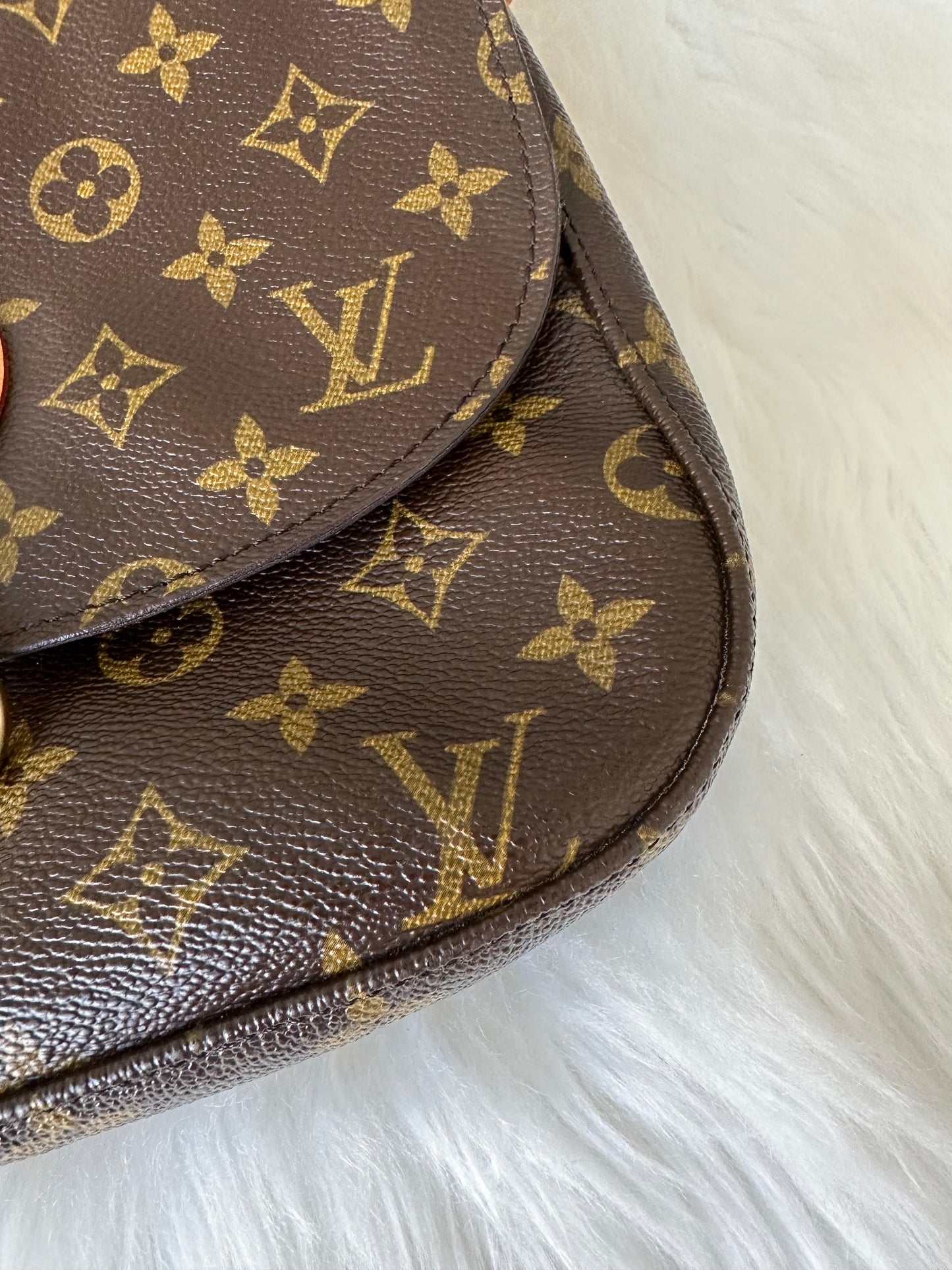 Pre-owned Louis Vuitton Saint Cloud GM Monogram Crossbody Bag