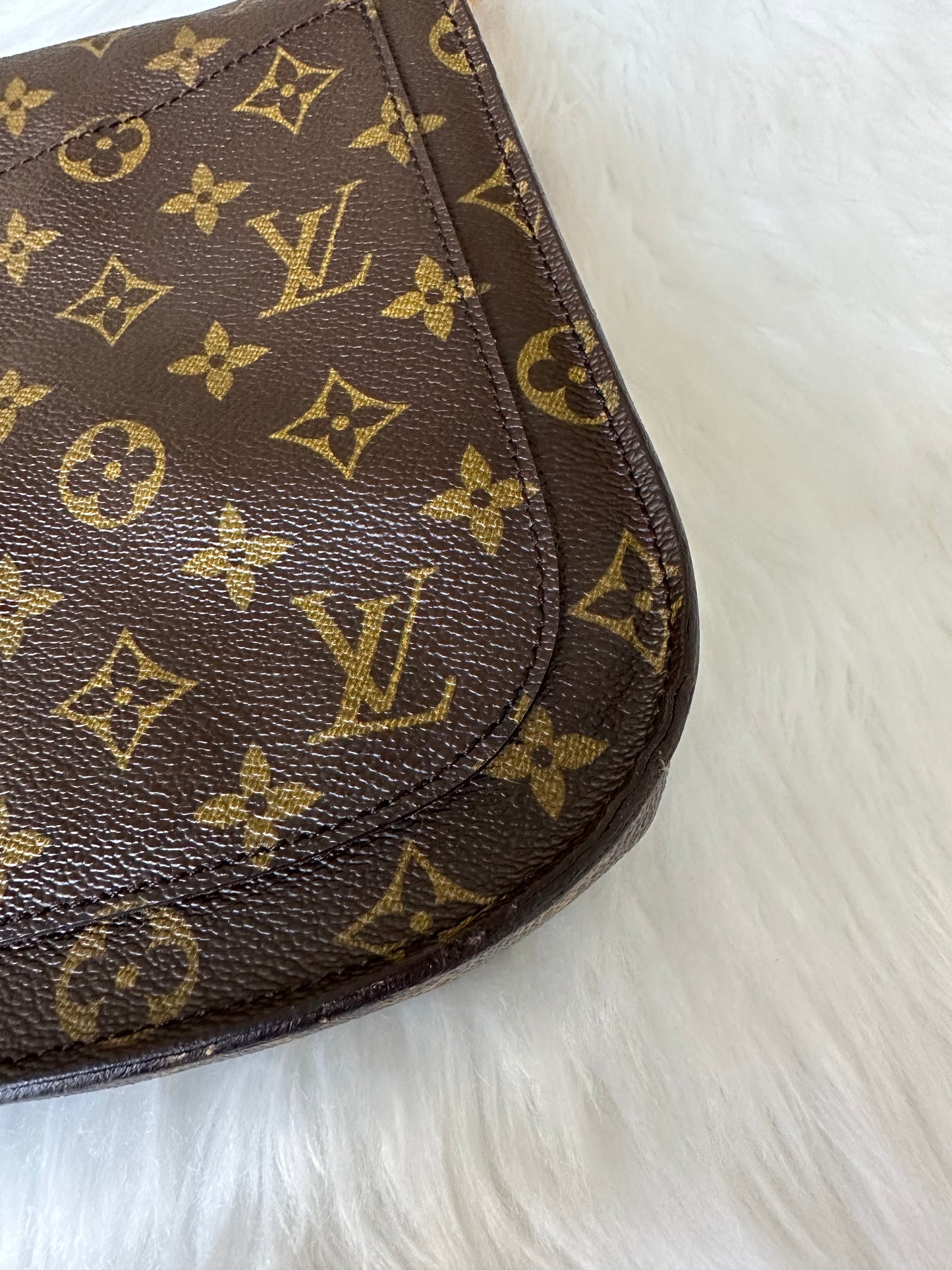 Pre-owned Louis Vuitton Saint Cloud GM Monogram Crossbody Bag