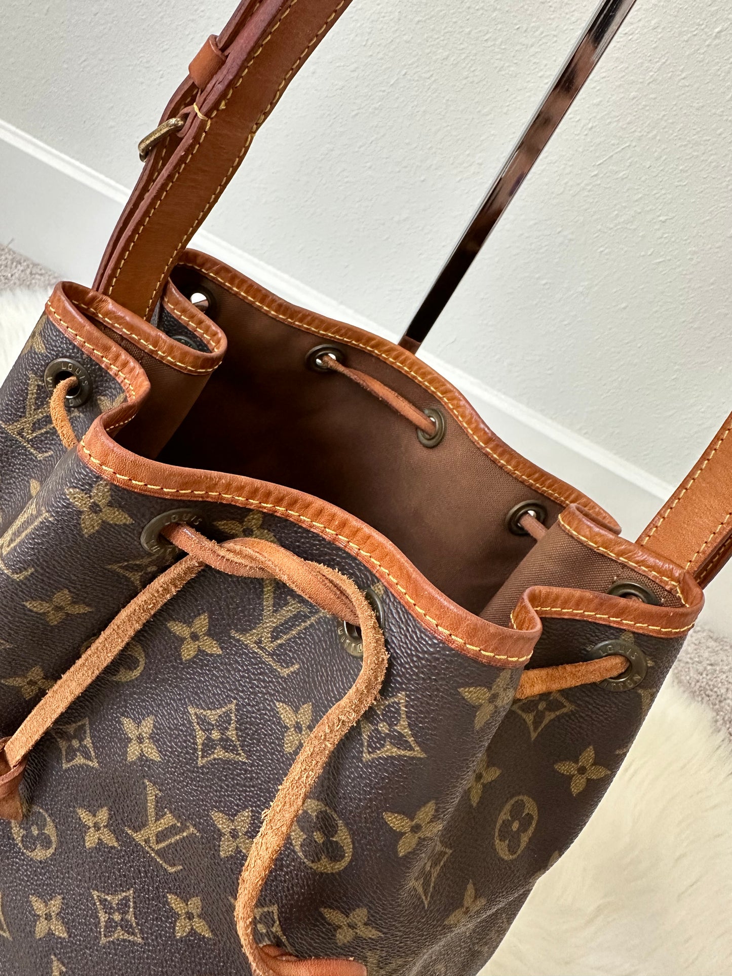 Pre-owned Authentic Louis Vuitton Petite Noe Monogram Shoulder Bag