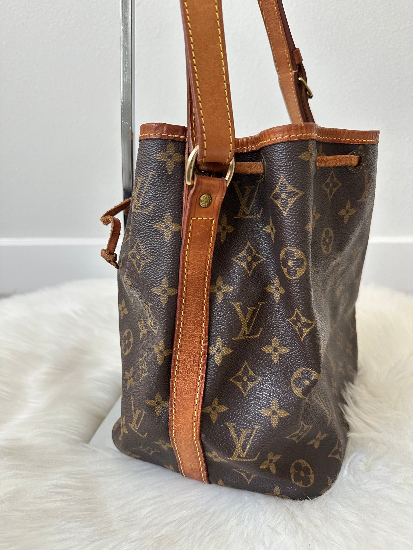Pre-owned Authentic Louis Vuitton Petite Noe Monogram Shoulder Bag