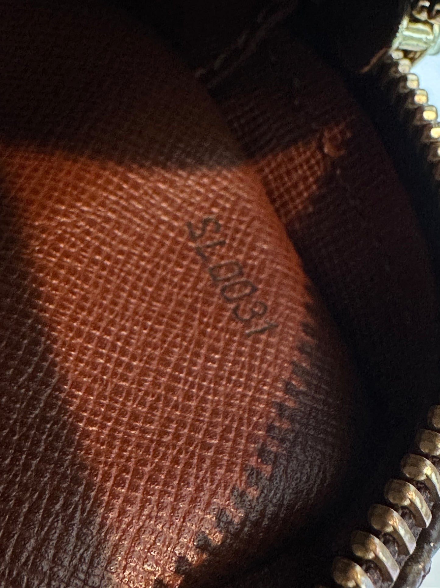 Pre-owned Authentic Louis Vuitton Danube Monogram Crossbody Bag