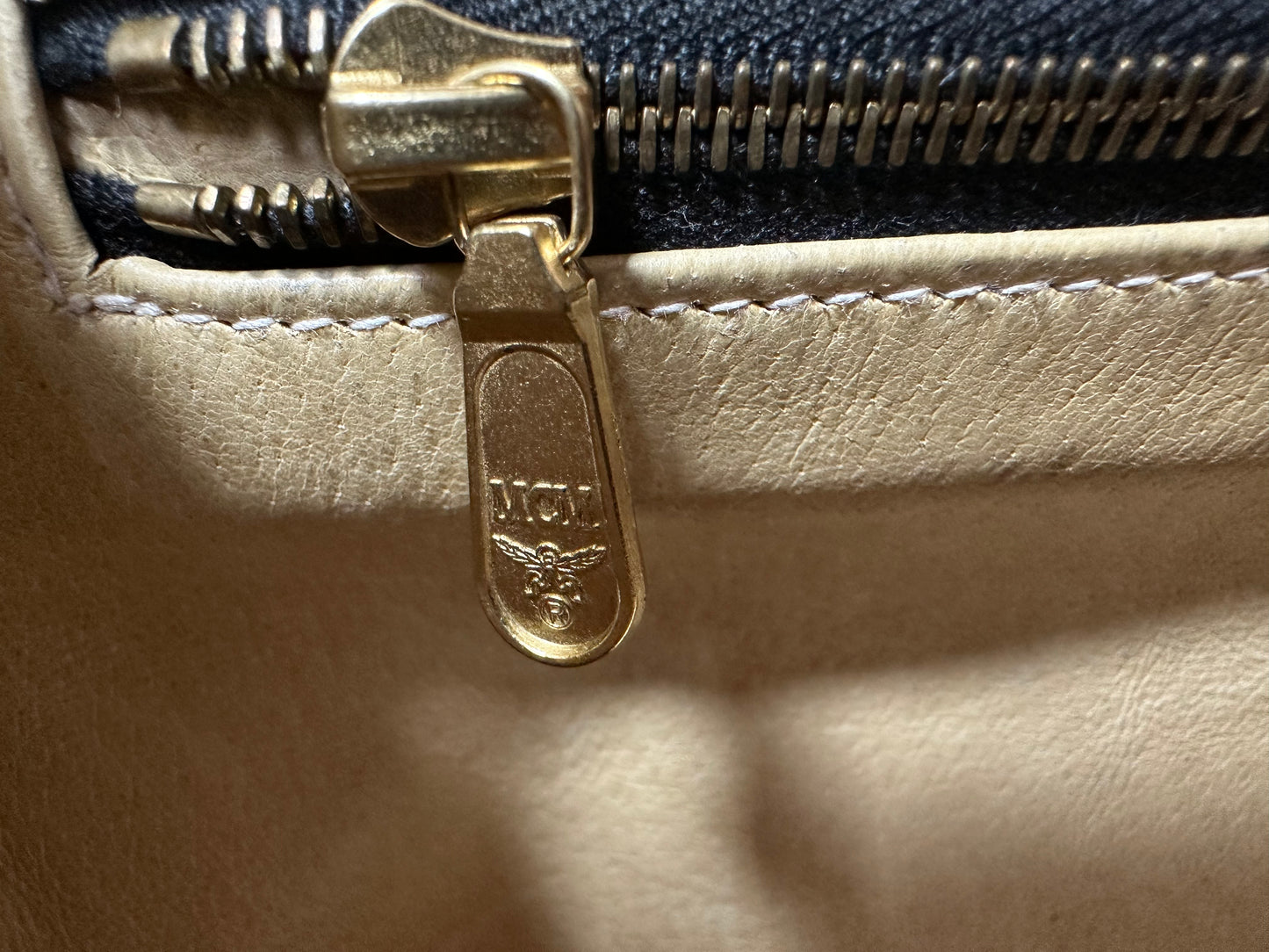 Pre-owned Authentic MCM Black Handbag