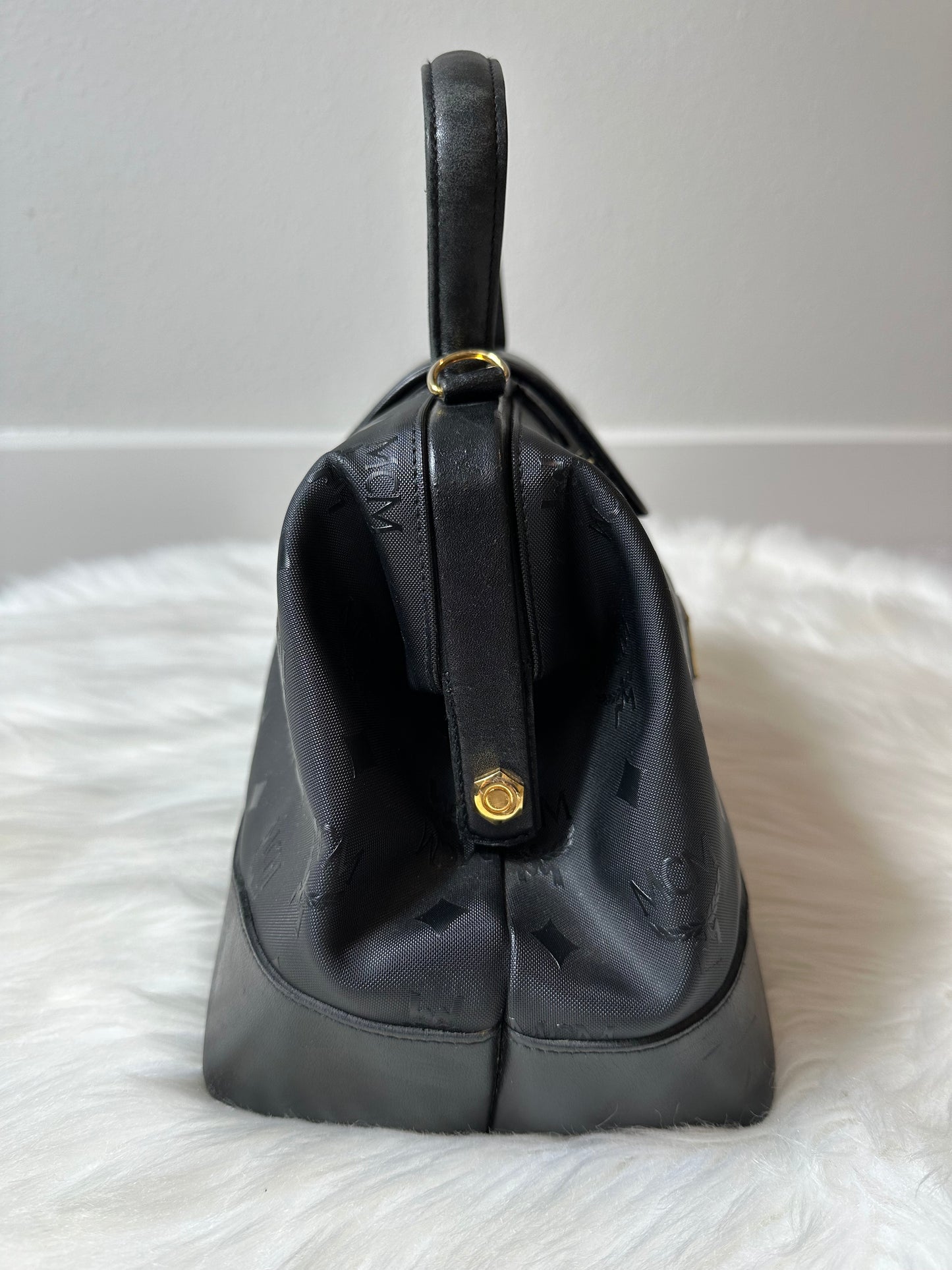 Pre-owned Authentic MCM Black Handbag