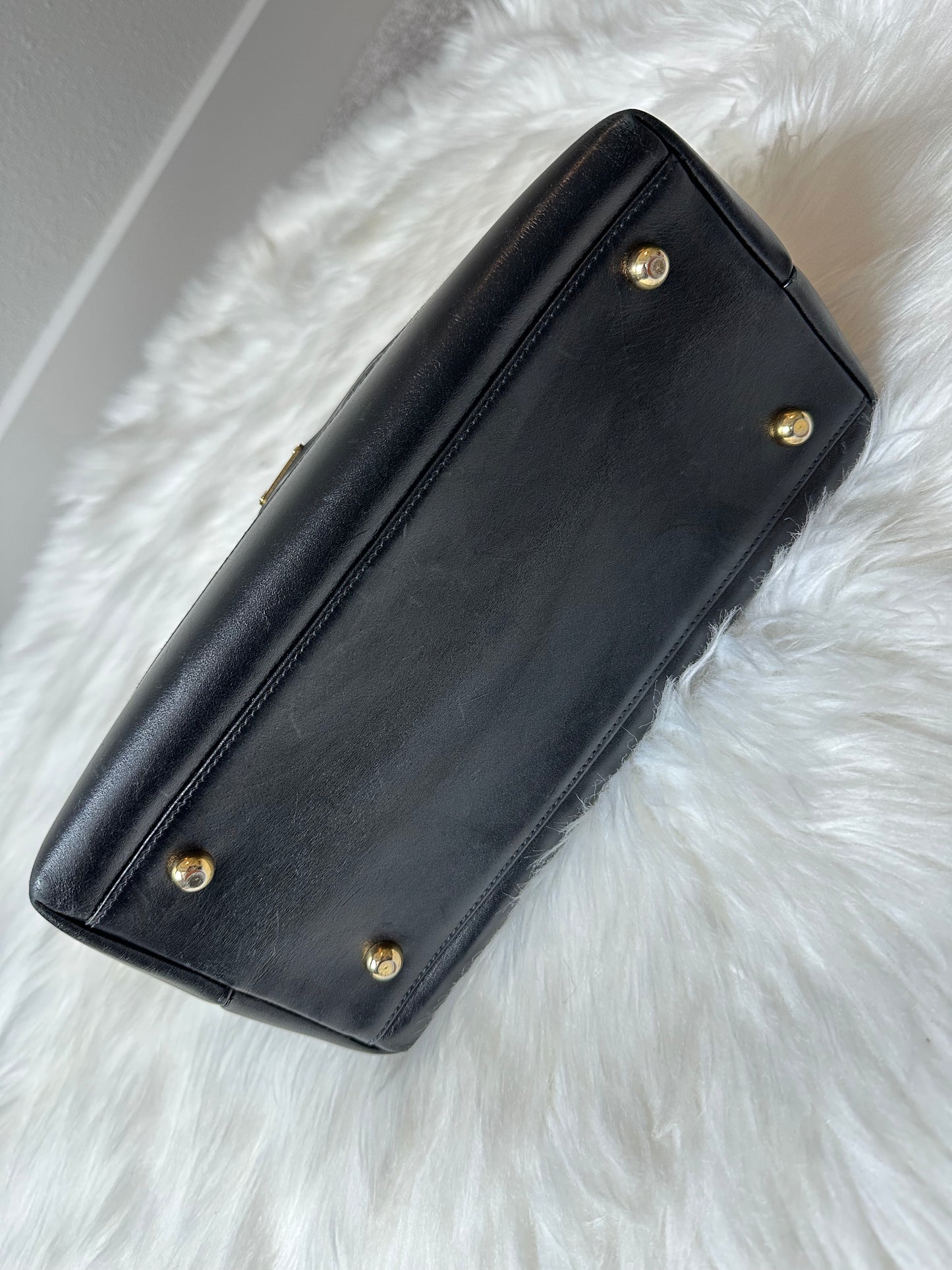 Pre-owned Authentic MCM Black Handbag