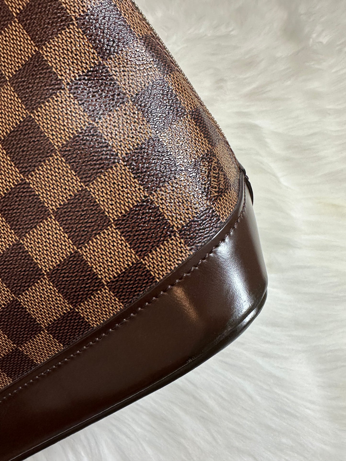 Pre-owned Authentic Louis Vuitton Alma PM Damier Ebene Handbag