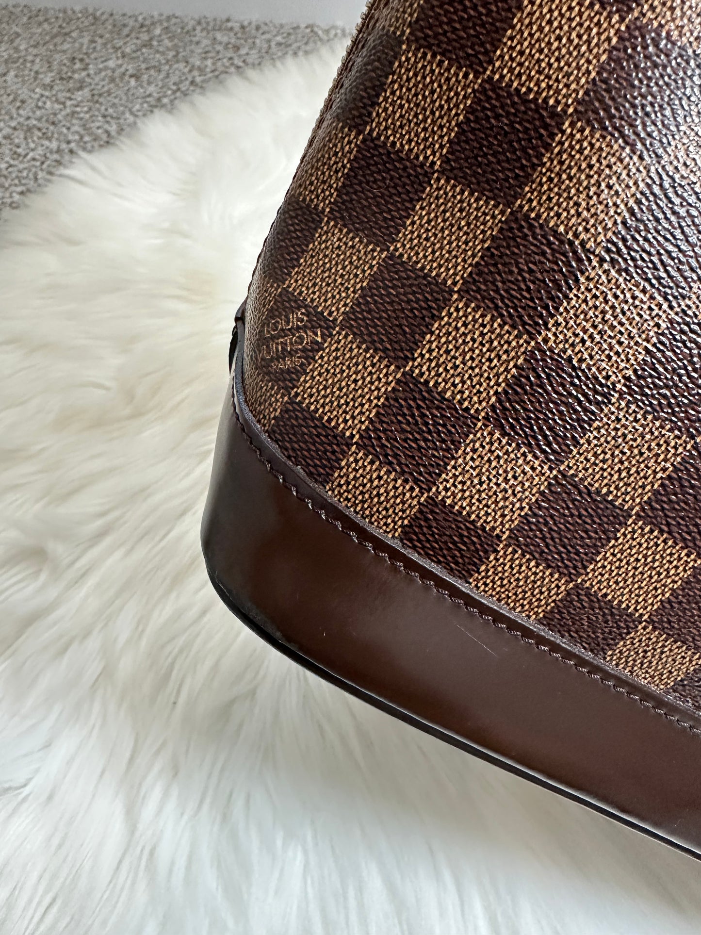 Pre-owned Authentic Louis Vuitton Alma PM Damier Ebene Handbag