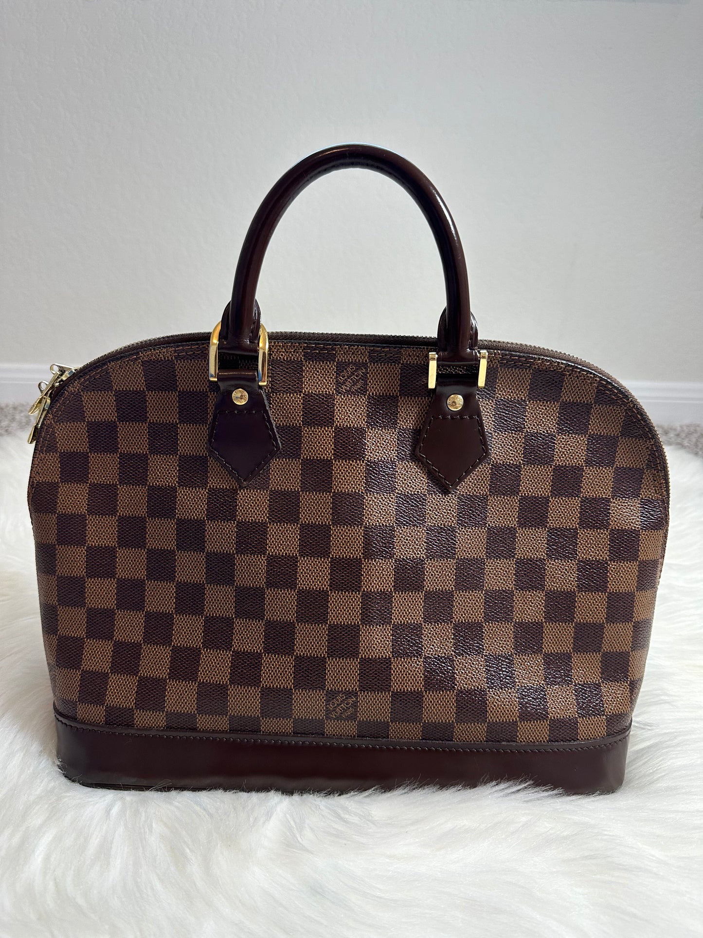 Pre-owned Authentic Louis Vuitton Alma PM Damier Ebene Handbag