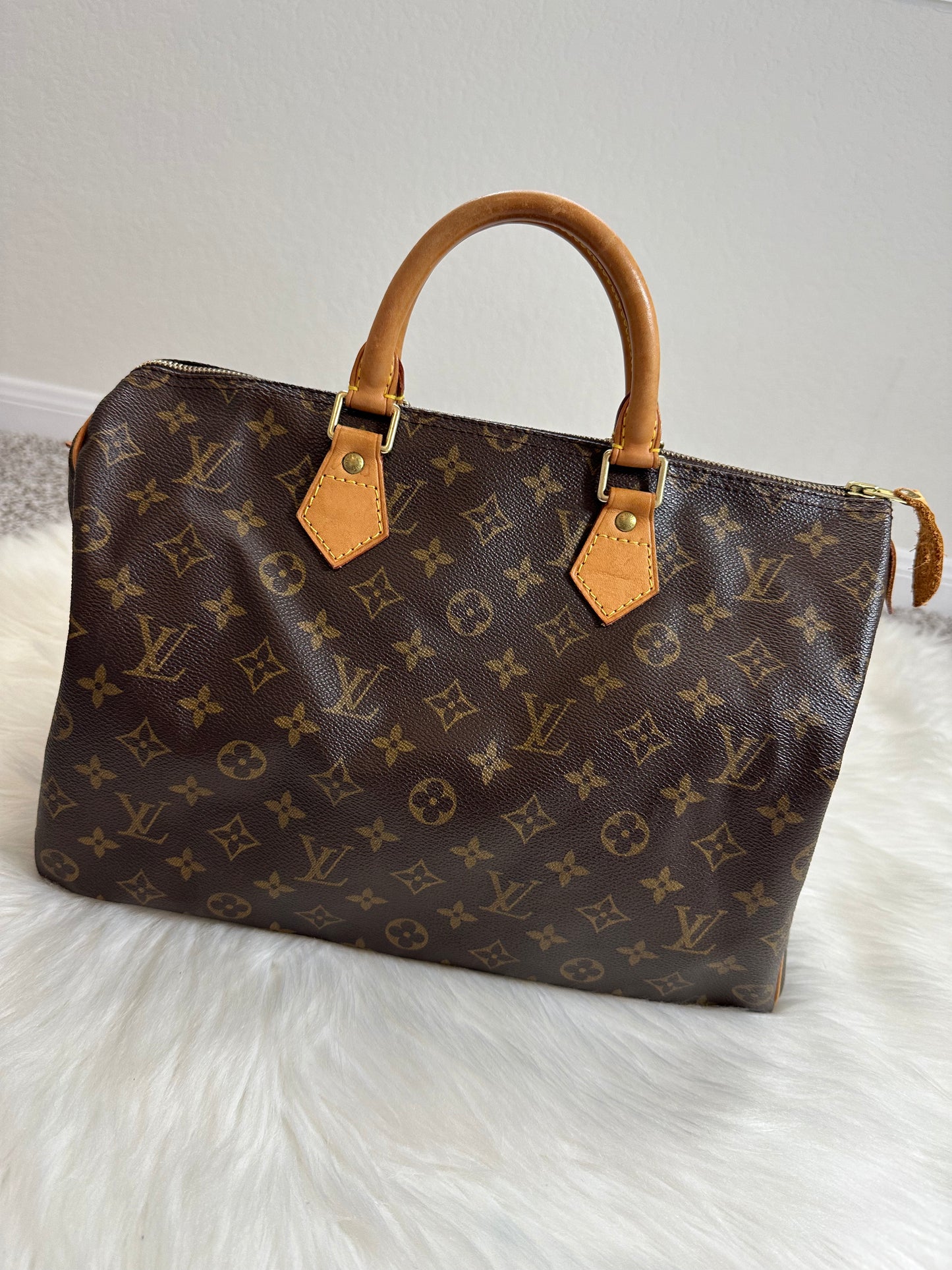 Pre-owned Authentic Louis Vuitton Speedy 30 Monogram Handbag