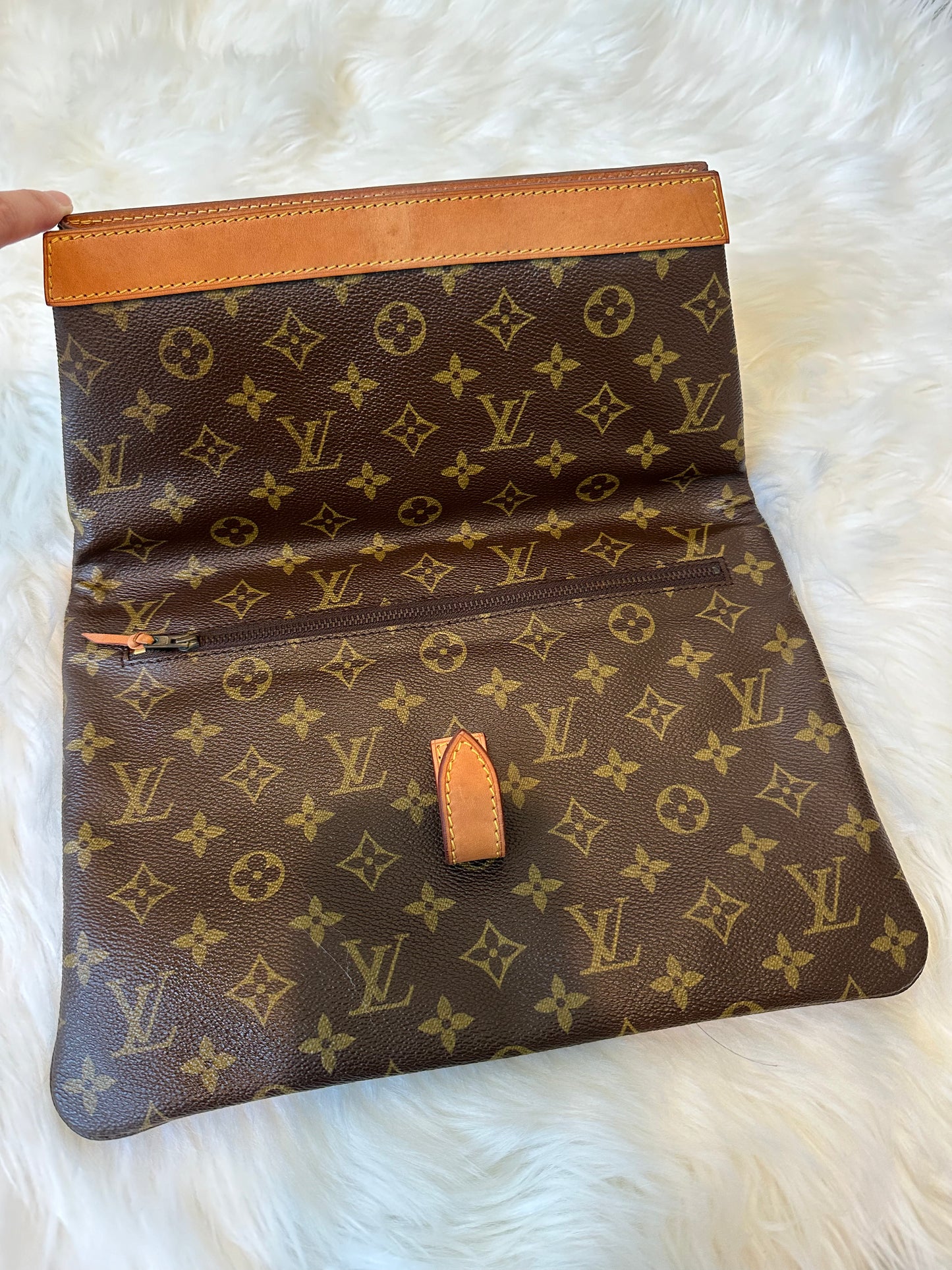 Pre-owned Authentic Louis Vuitton Pochette Pliante Clutch Monogram Handbag