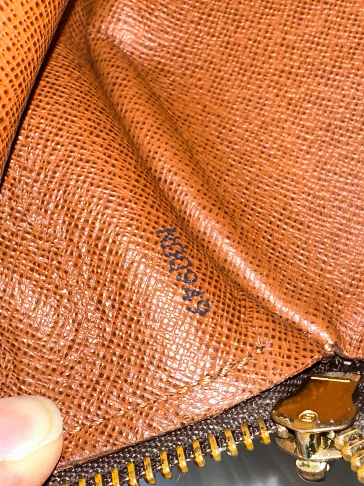 Pre-owned Vintage Authentic Louis Vuitton Papillon 26 Monogram Handbag
