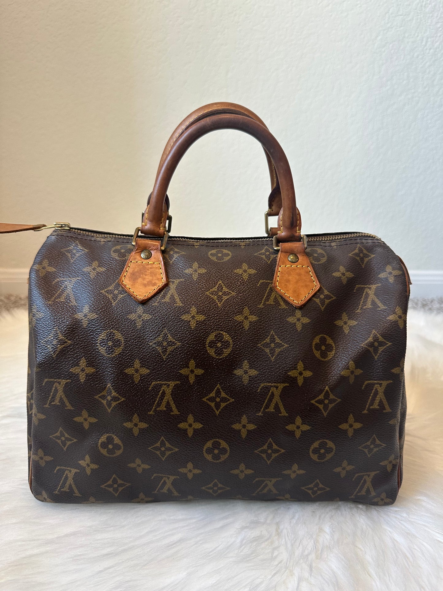 Pre-owned Authentic Louis Vuitton Speedy 30 Monogram Handbag
