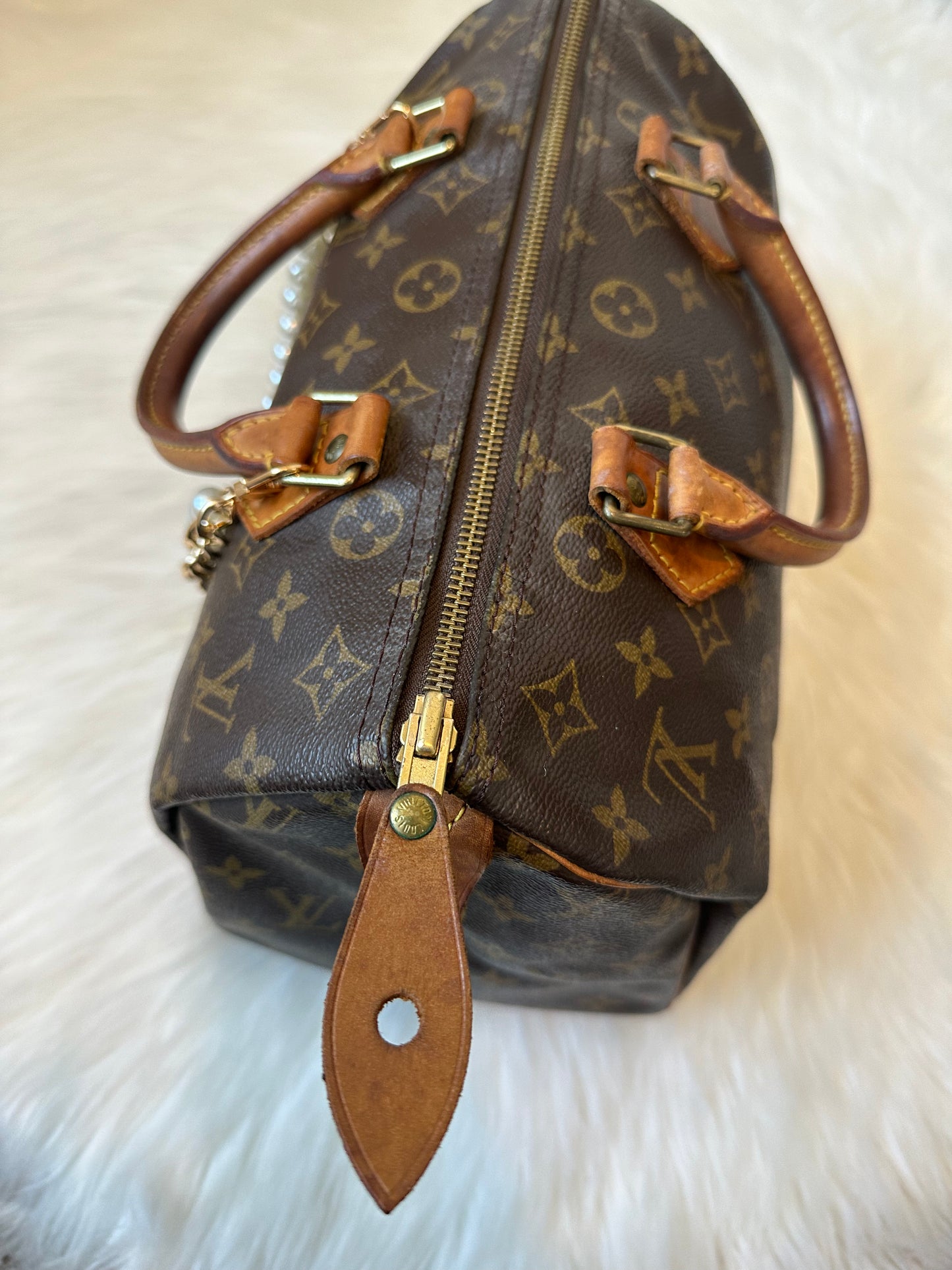 Pre-owned Authentic Louis Vuitton Speedy 30 Monogram Handbag