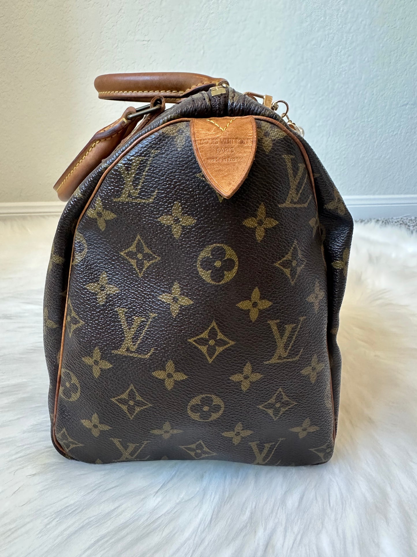 Pre-owned Authentic Louis Vuitton Speedy 30 Monogram Handbag