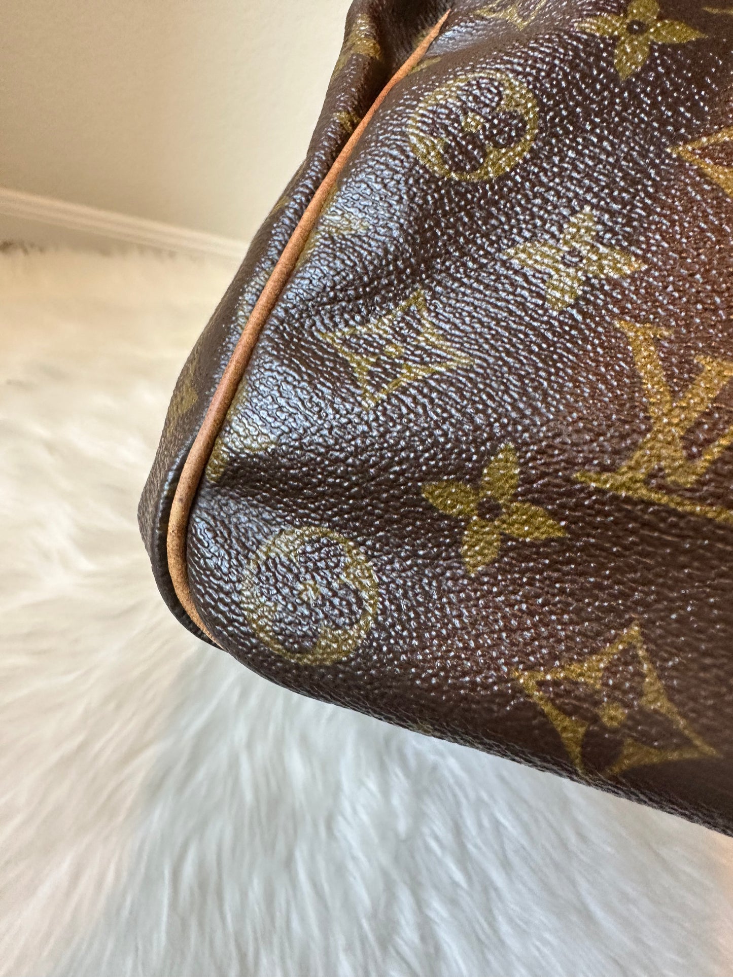 Pre-owned Authentic Vintage Louis Vuitton Keepall 45 Circa 1983 Monogram Travel Handbag