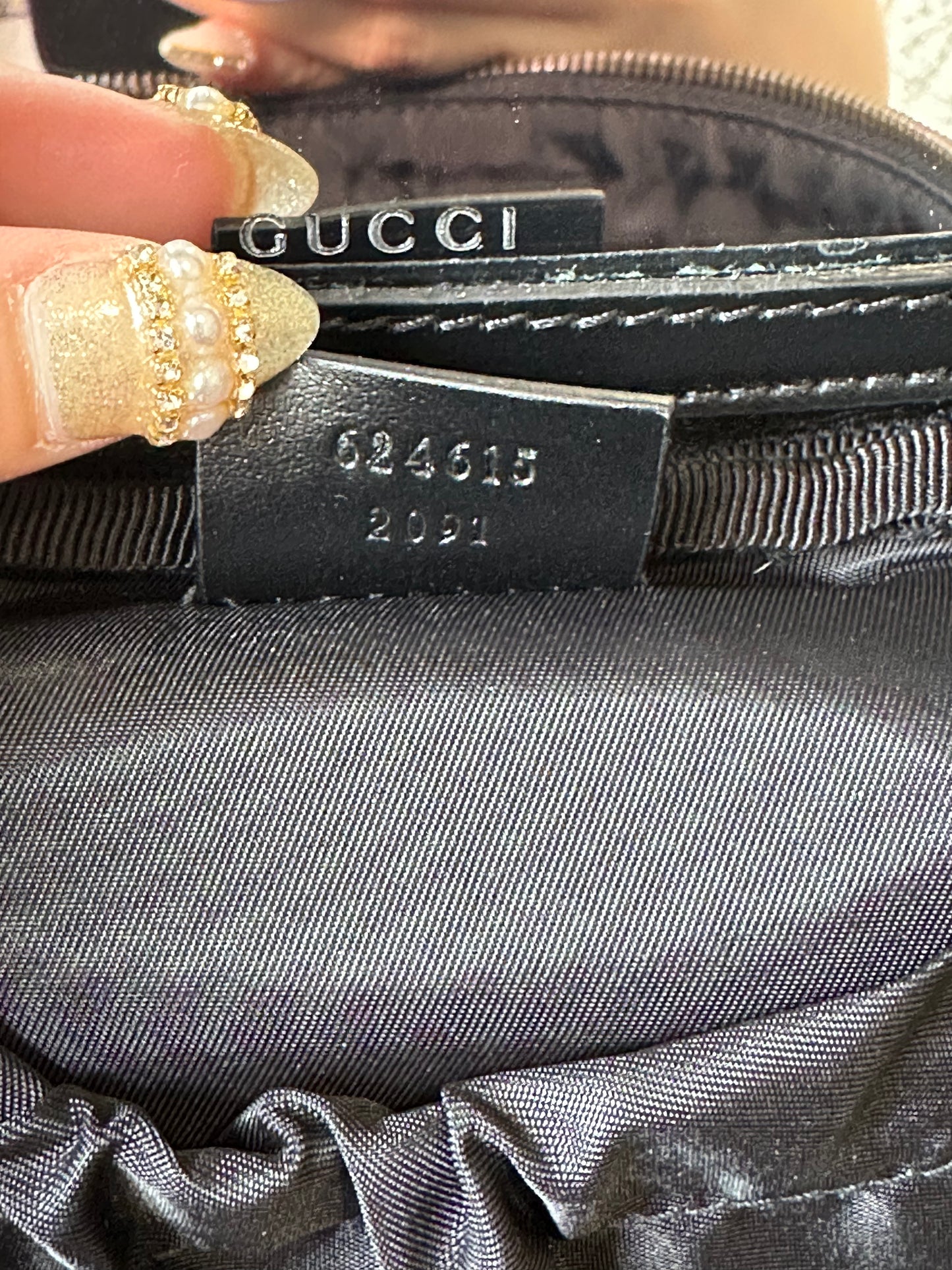 GUCCI GG Marmont Top Handle Mini Black Cosmetic Case