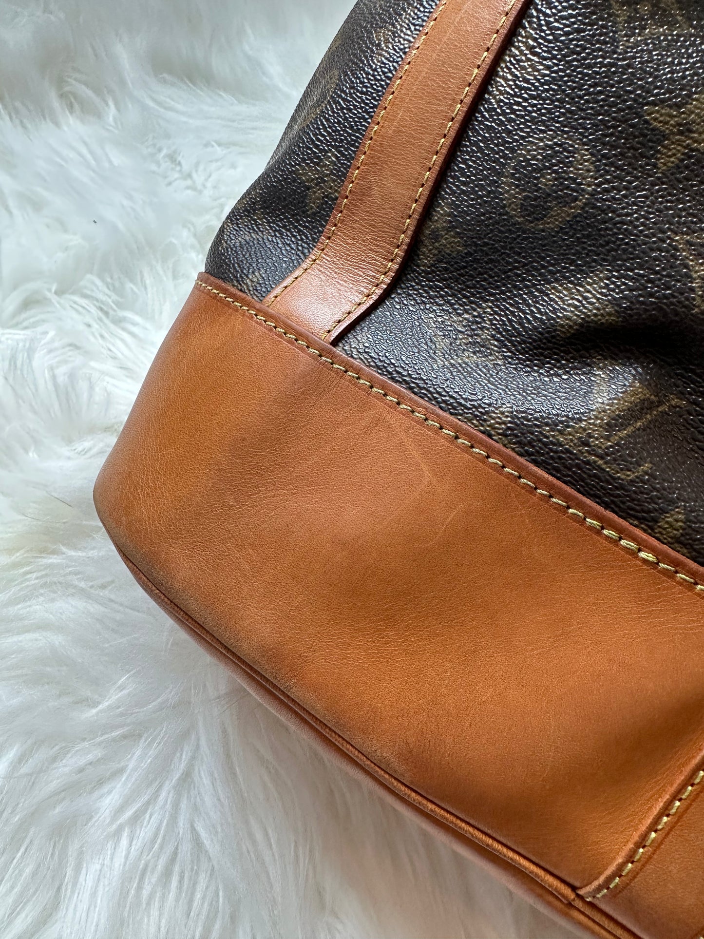 Pre-owned Authentic Louis Vuitton Randonee GM Monogram Backpack