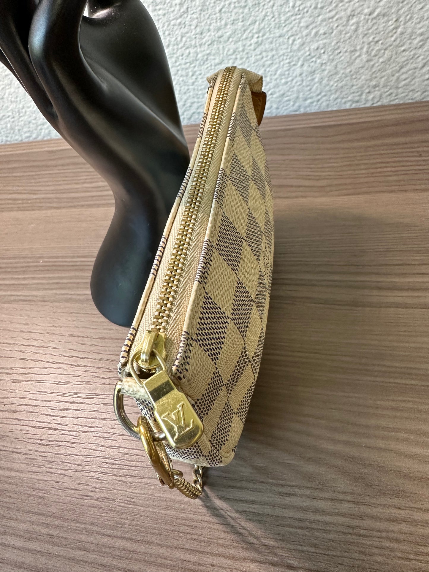 Pre-owned Authentic Louis Vuitton MINI Pochette Accessoires Damier Azur Handbag