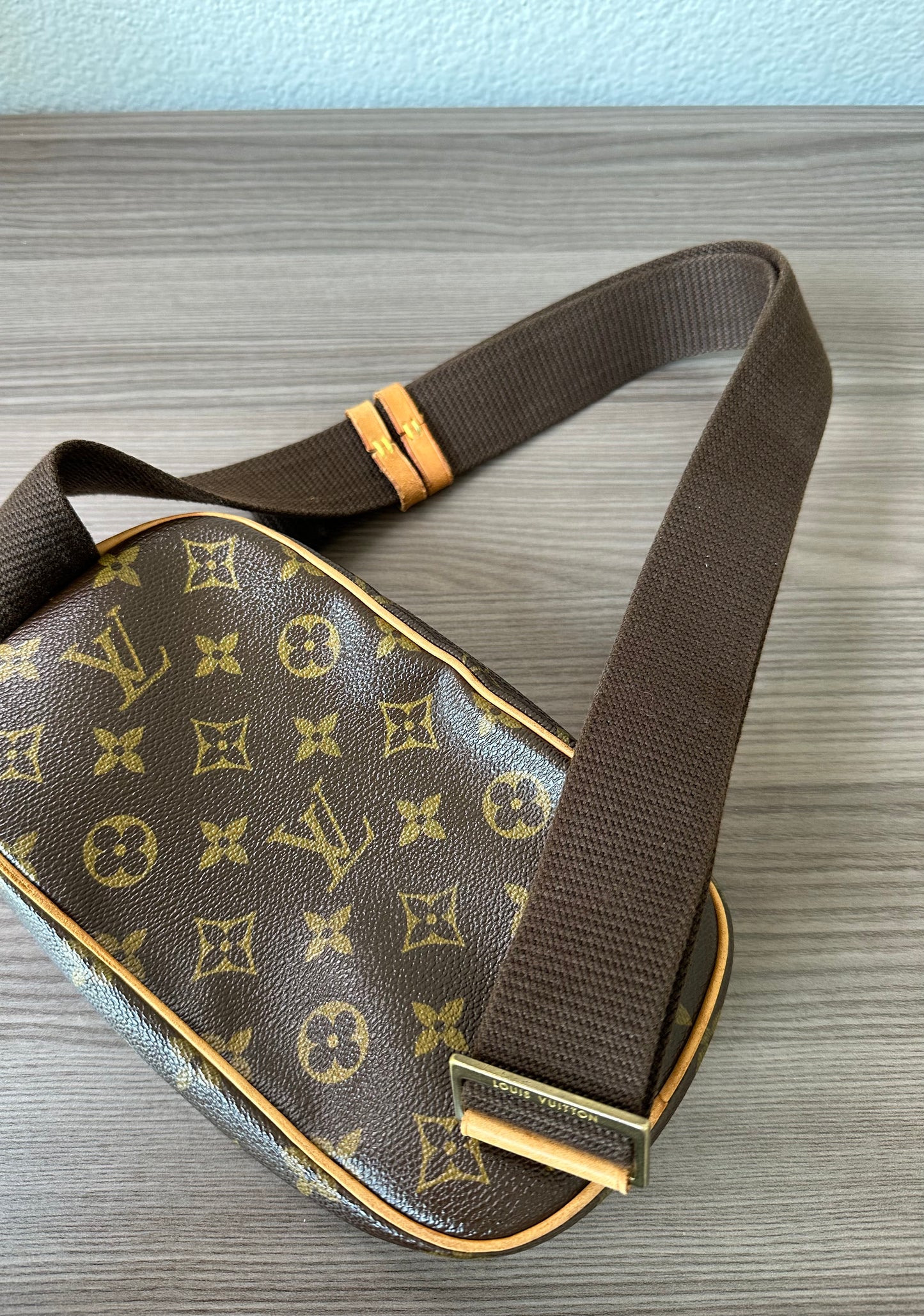 Pre-owned Authentic Louis Vuitton Pochette Gange Monogram Bum Bag