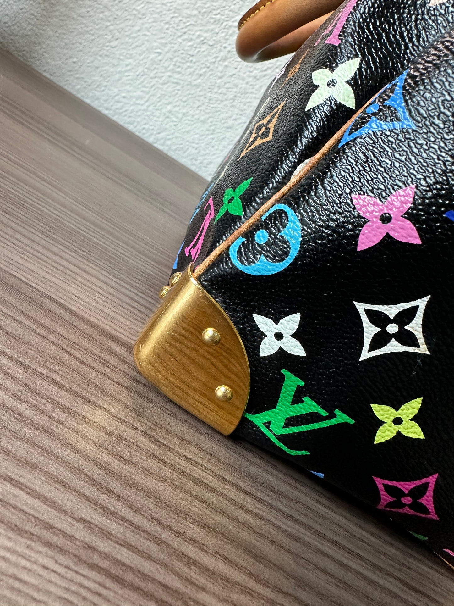 Pre-owned Authentic Louis Vuitton Speedy 30 Monogram Multicolor Black Handbag