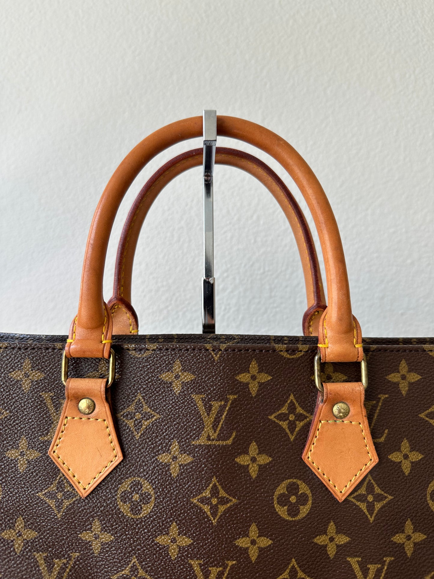 Pre-owned Authentic Louis Vuitton Sac Plat GM Monogram Handbag