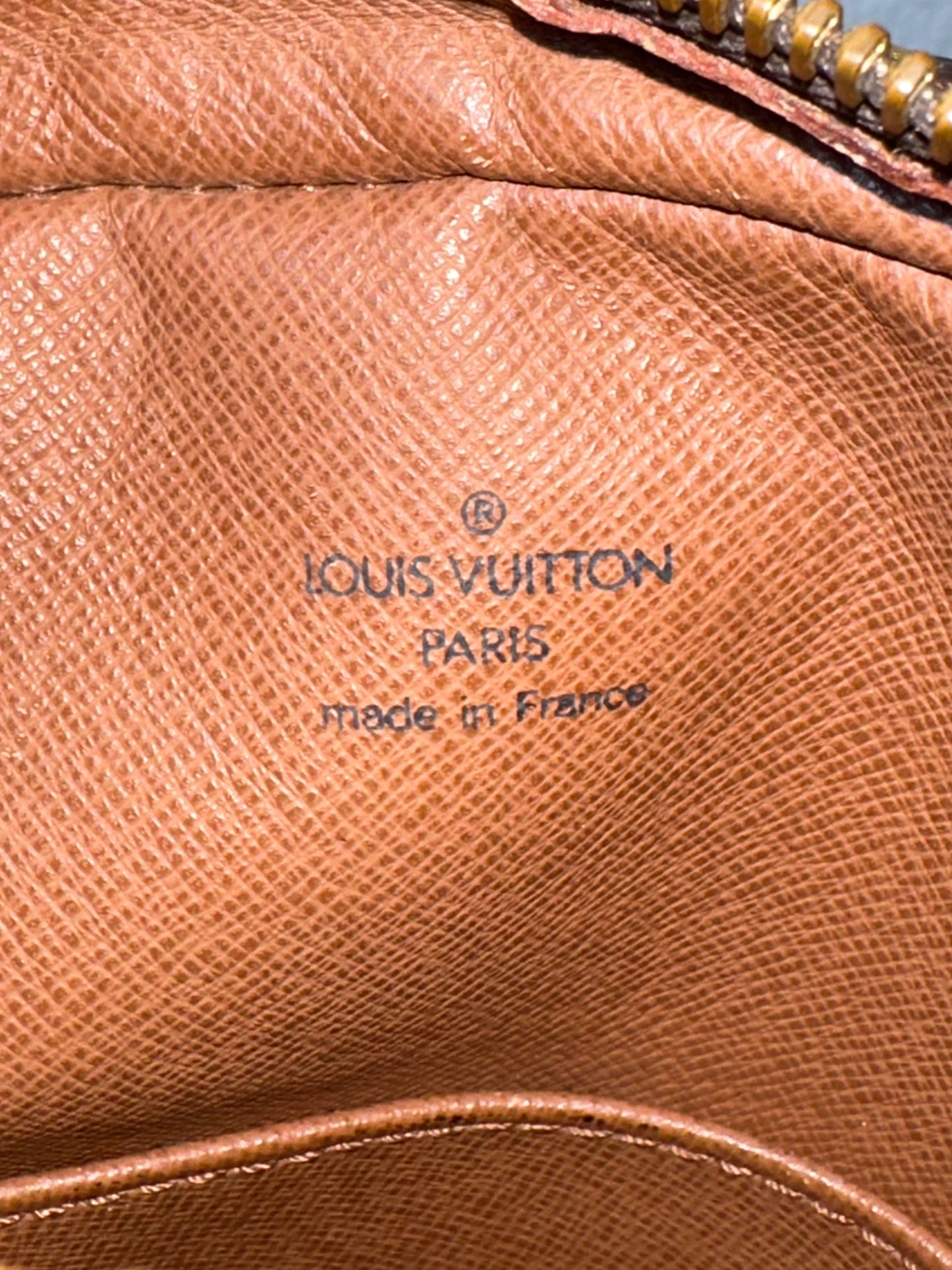 Pre-owned Authentic Louis Vuitton Amazon Monogram Crossbody Bag