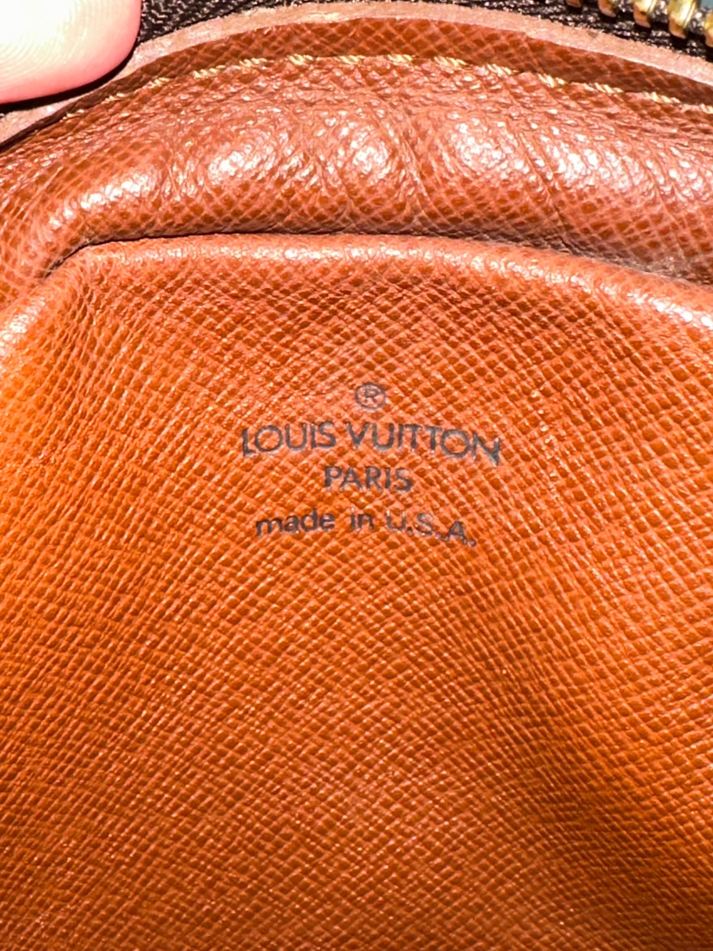 Pre-owned Authentic Louis Vuitton Danube Monogram Crossbody Bag