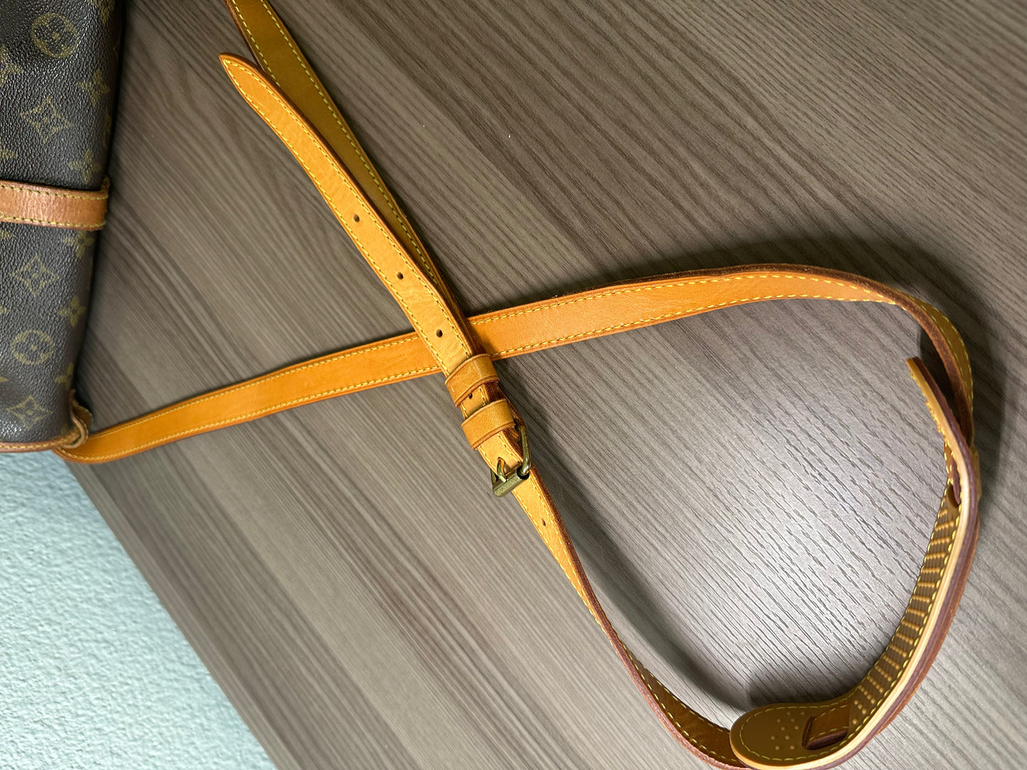 Pre-owned Authentic Louis Vuitton Saumur 30 Monogram Crossbody Bag