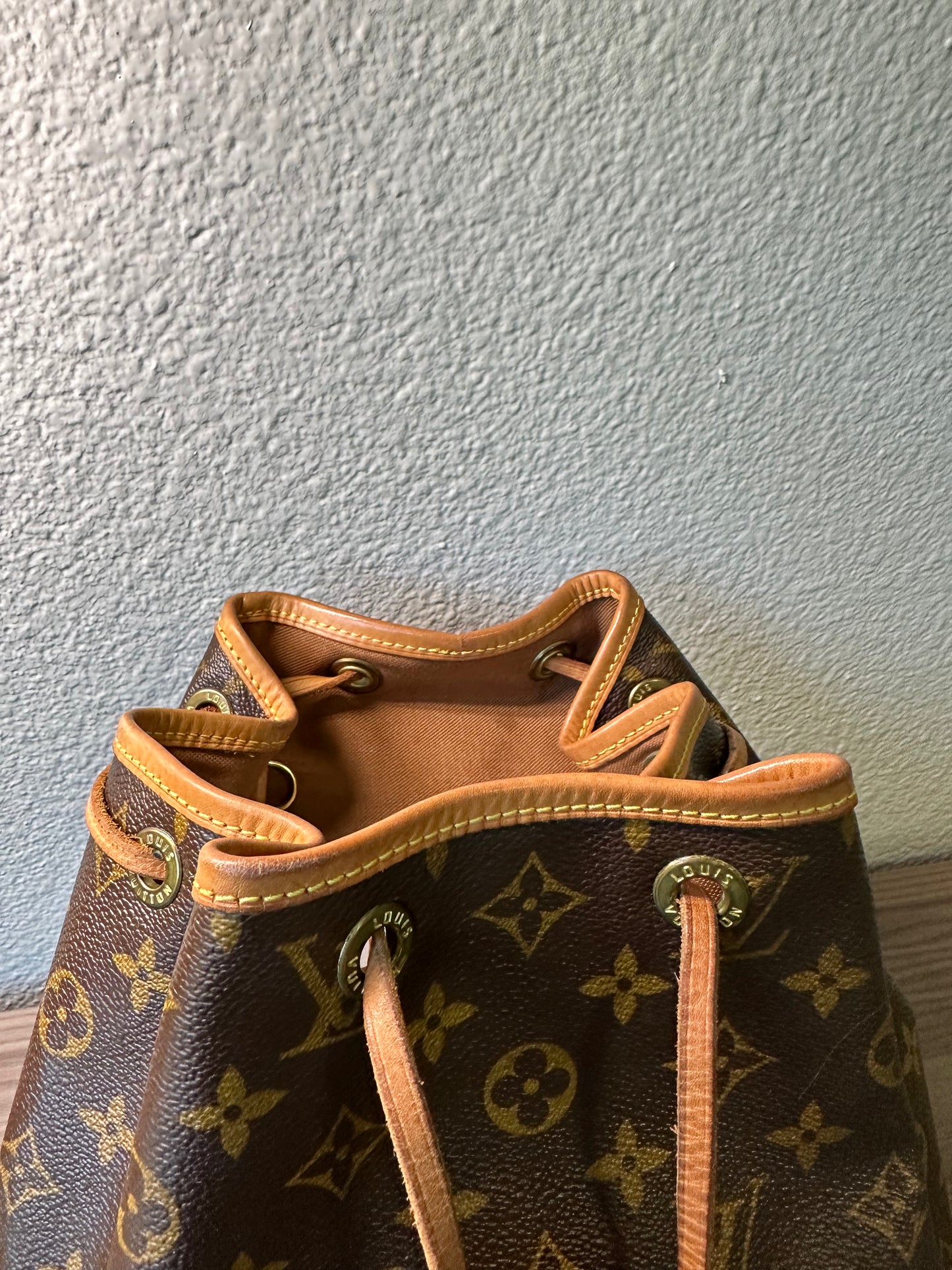 Pre-owned Authentic Louis Vuitton Montsouris MM Monogram Backpack Bag