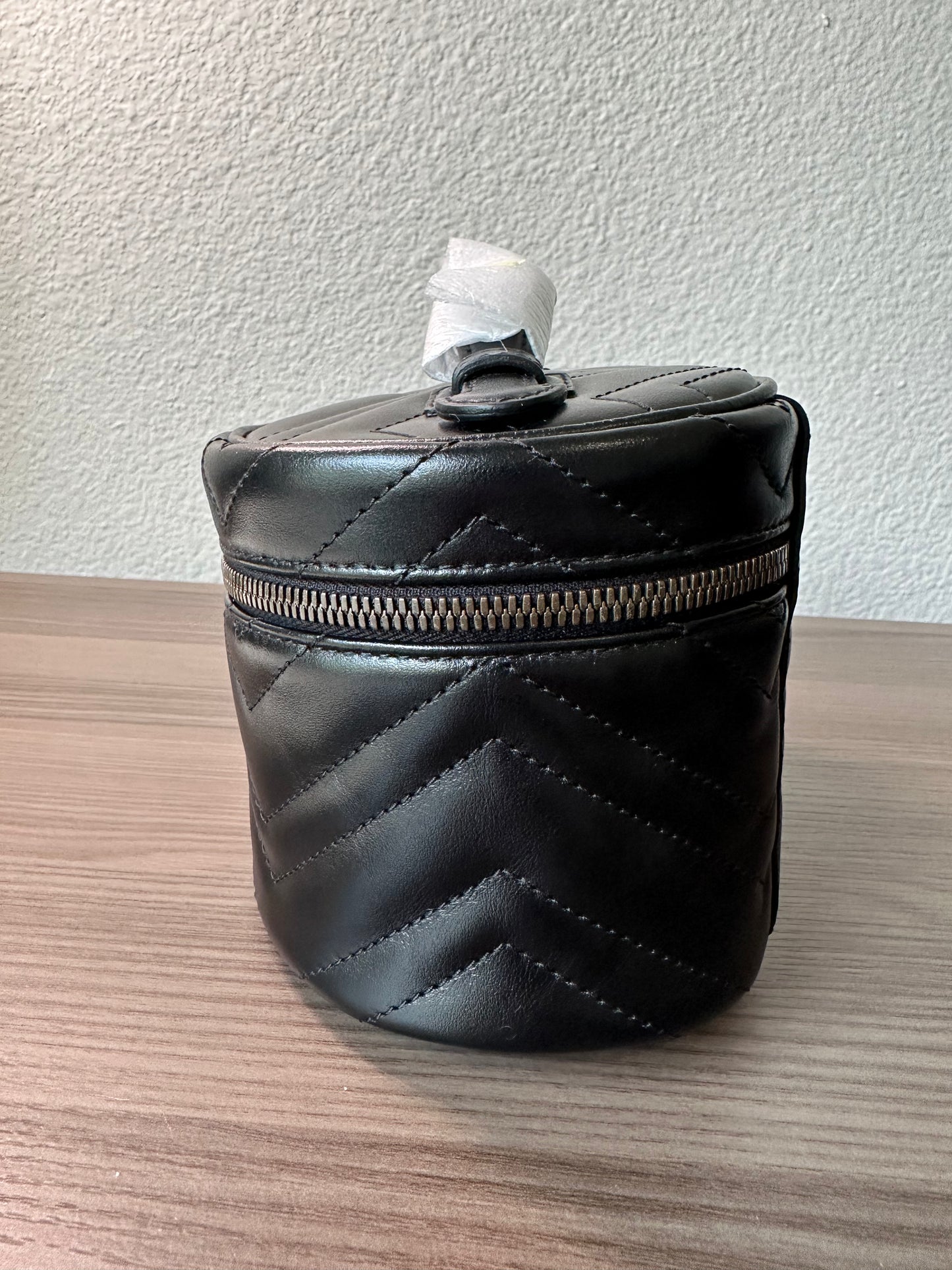 GUCCI GG Marmont Top Handle Mini Black Cosmetic Case