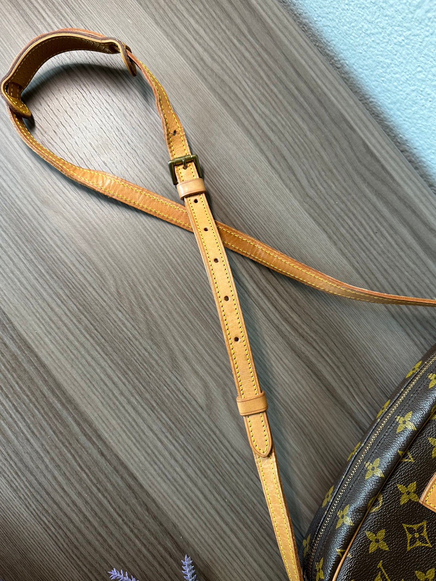 Pre-owned Authentic Louis Vuitton Jeune Fille MM Monogram Shoulder / Crossbody Bag