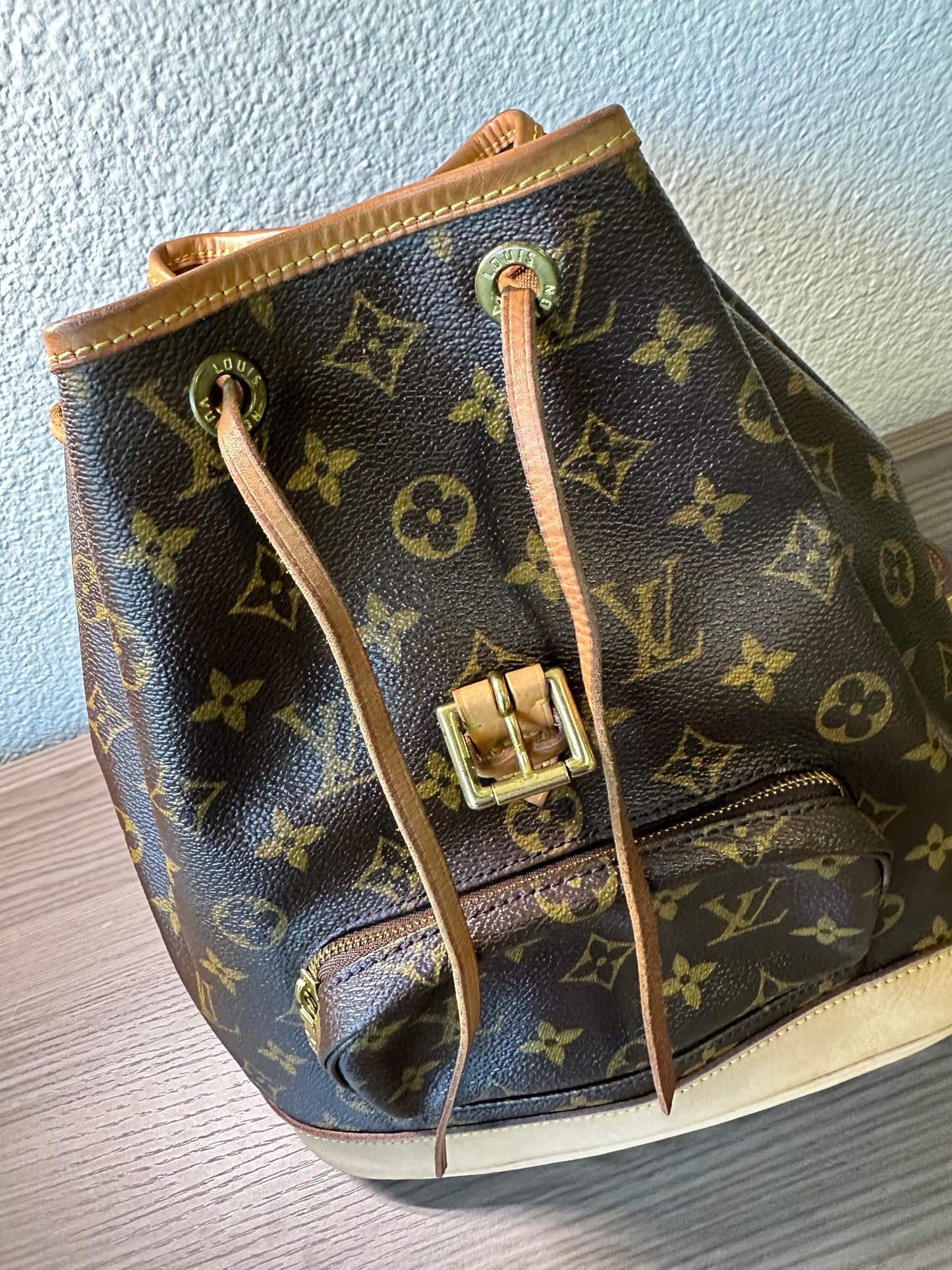 Pre-owned Authentic Louis Vuitton Montsouris MM Monogram Backpack Bag
