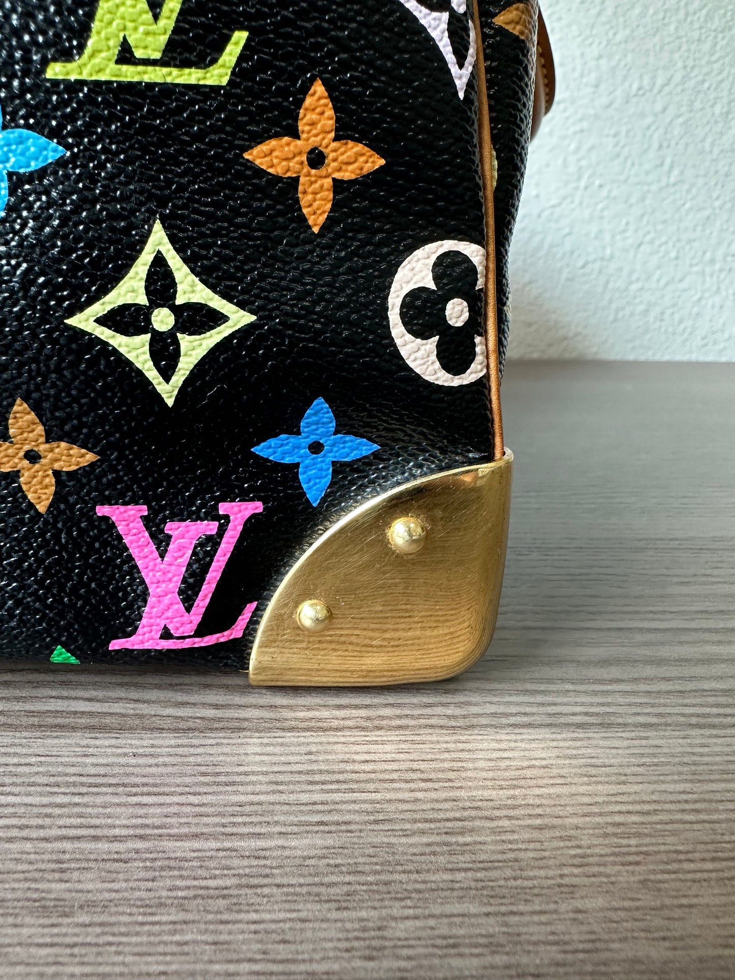 Pre-owned Authentic Louis Vuitton Speedy 30 Monogram Multicolor Black Handbag