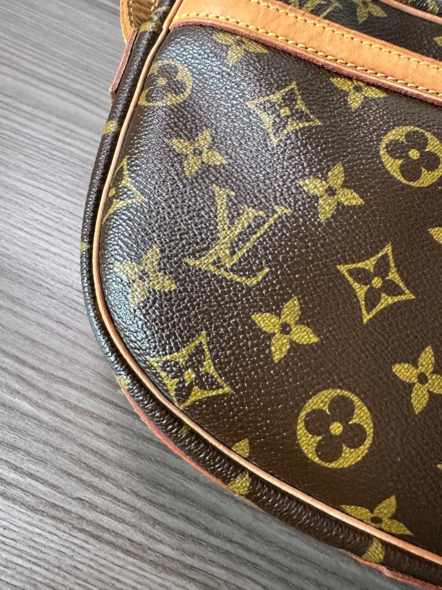 Pre-owned Authentic Louis Vuitton Jeune Fille MM Monogram Shoulder / Crossbody Bag