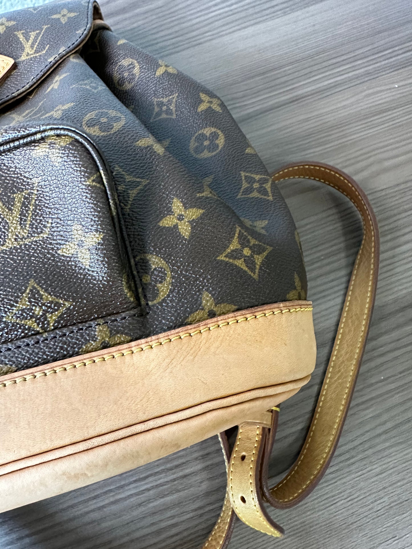 Pre-owned Authentic Louis Vuitton Montsouris MM Monogram Backpack Bag