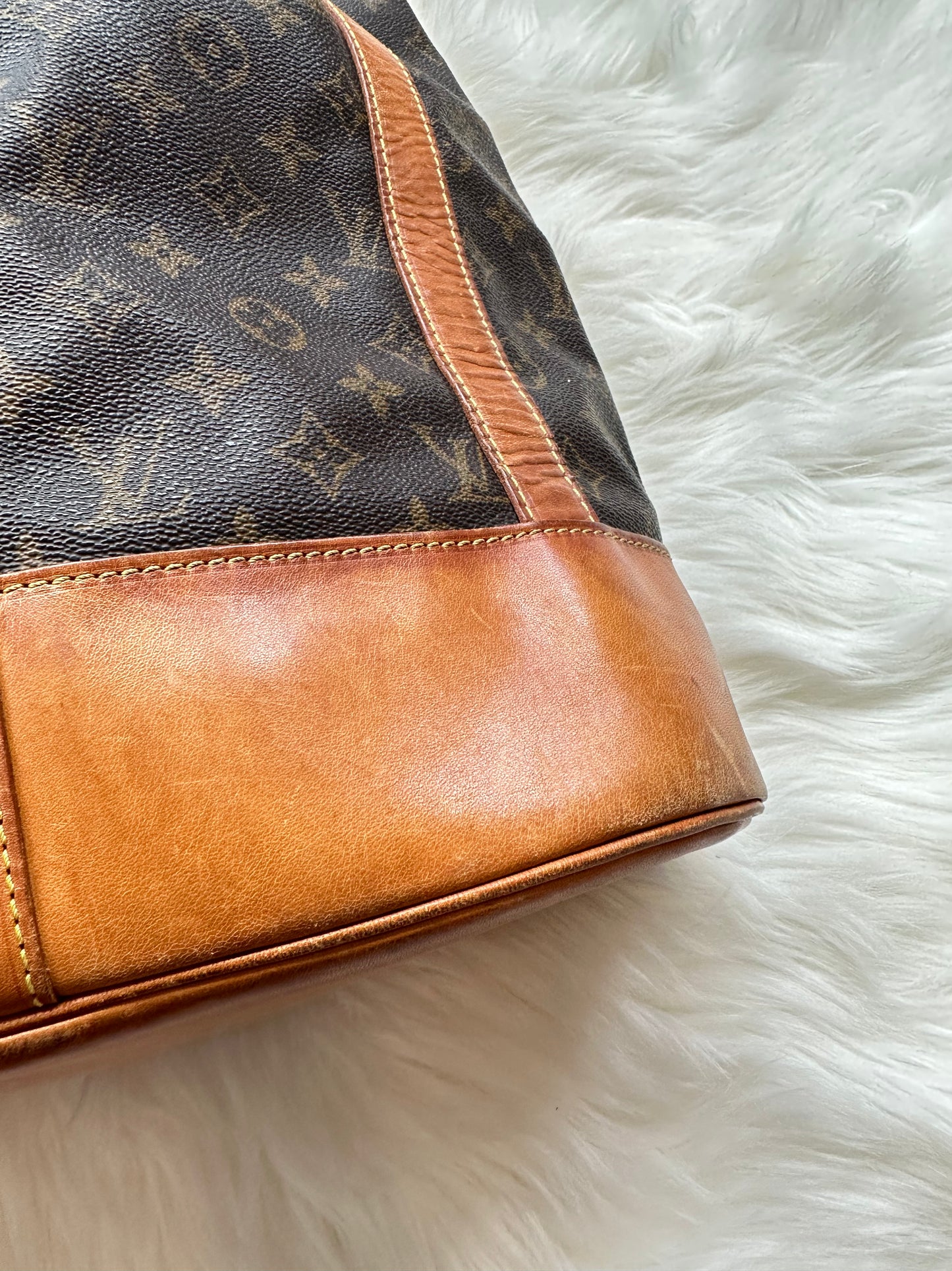 Pre-owned Authentic Louis Vuitton Randonee GM Monogram Backpack