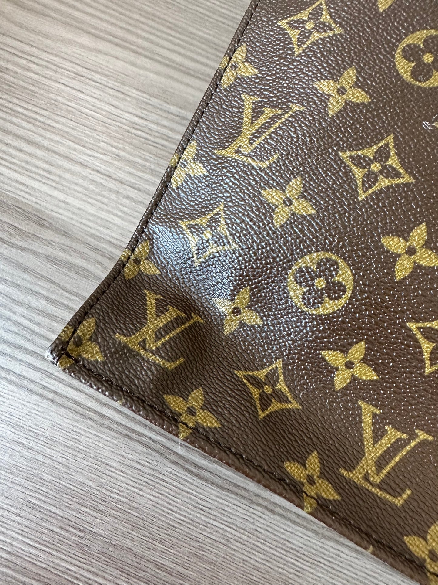 Pre-owned Authentic Louis Vuitton Sac Plat GM Monogram Handbag