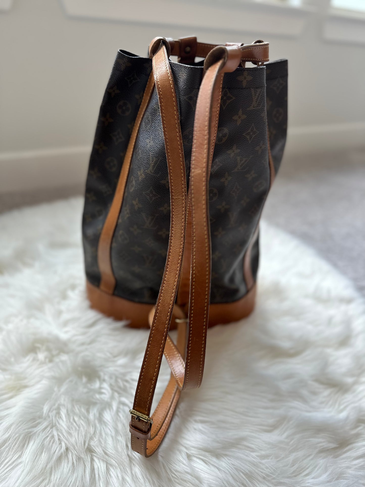 Pre-owned Authentic Louis Vuitton Randonee GM Monogram Backpack
