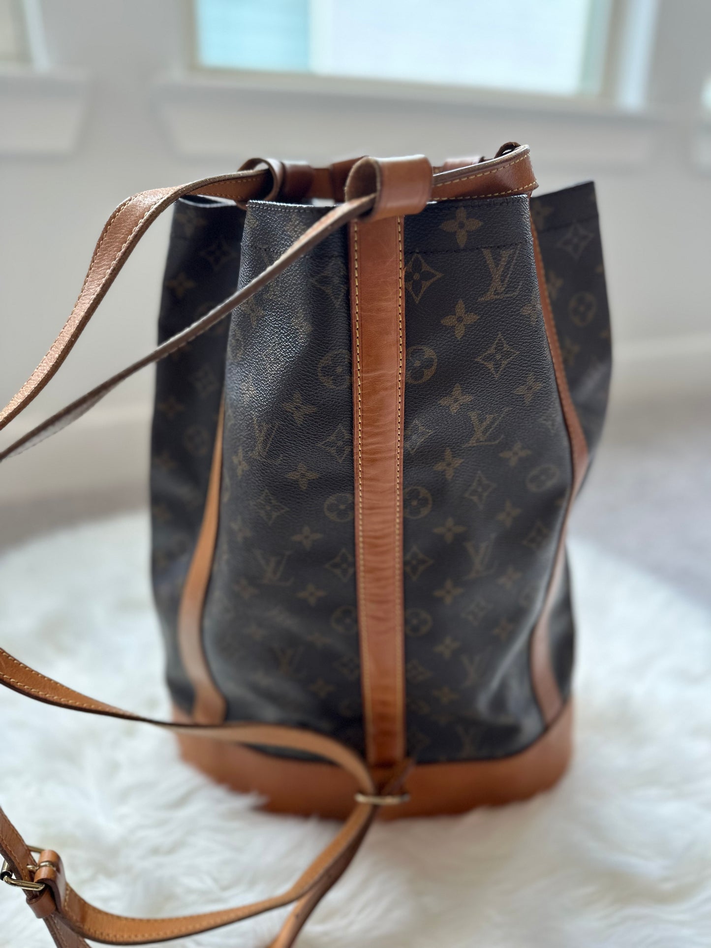 Pre-owned Authentic Louis Vuitton Randonee GM Monogram Backpack