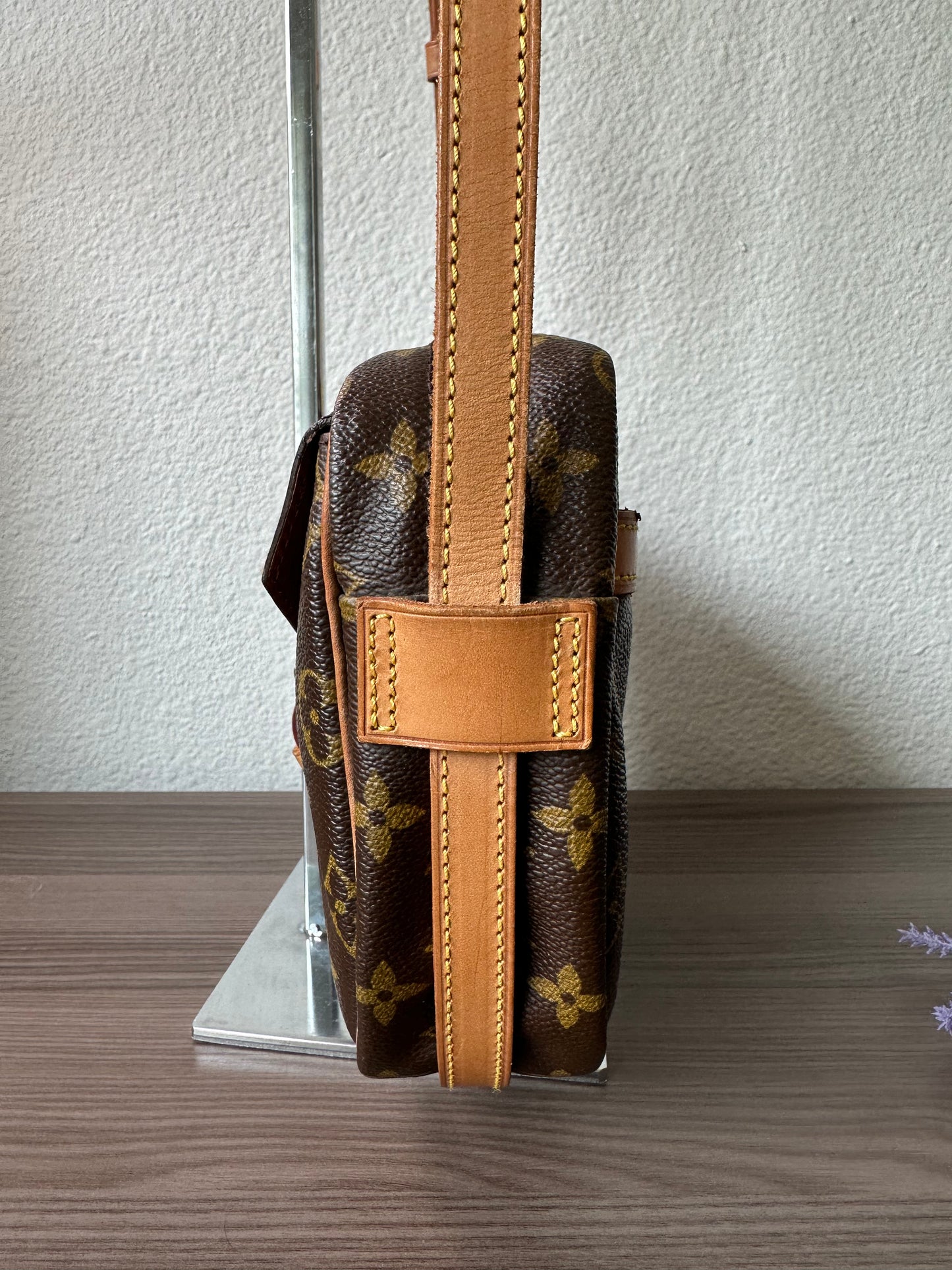 Pre-owned Authentic Louis Vuitton Jeune Fille MM Monogram Shoulder / Crossbody Bag