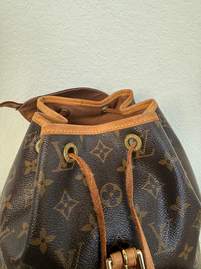 Pre-owned Authentic Louis Vuitton Montsouris MM Monogram Backpack