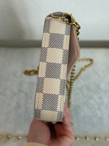 Pre-owned Authentic Louis Vuitton Felicie Pochette Monogram Crossbody Bag