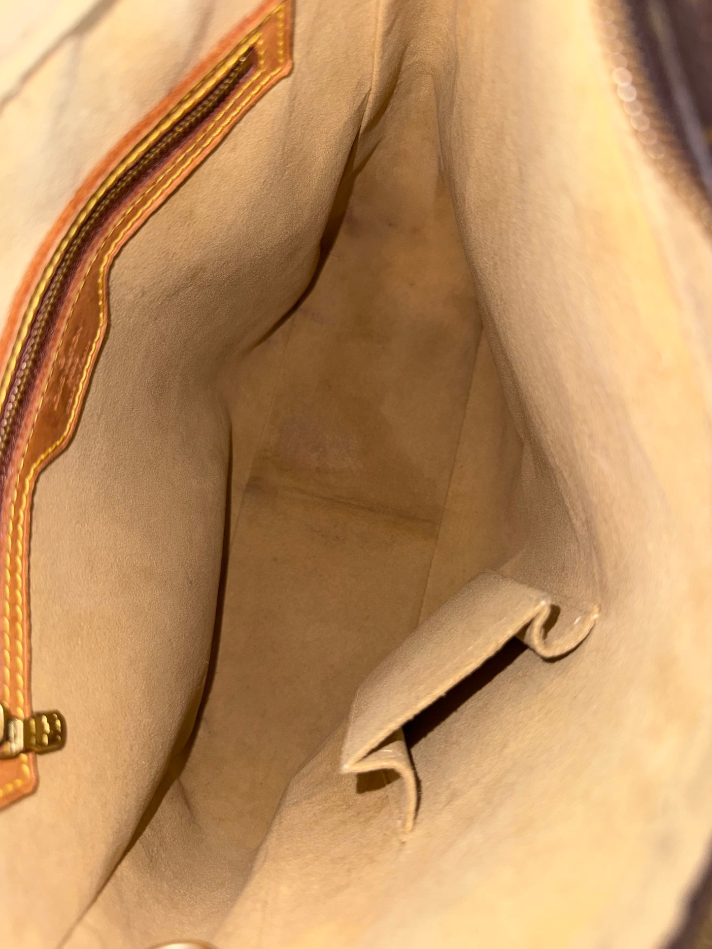 Pre-owned Authentic Louis Vuitton Looping GM Monogram Shoulder Bag