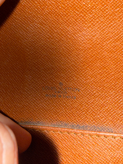 Pre-owned Authentic Louis Vuitton Saint Cloud PM Monogram Crossbody Bag