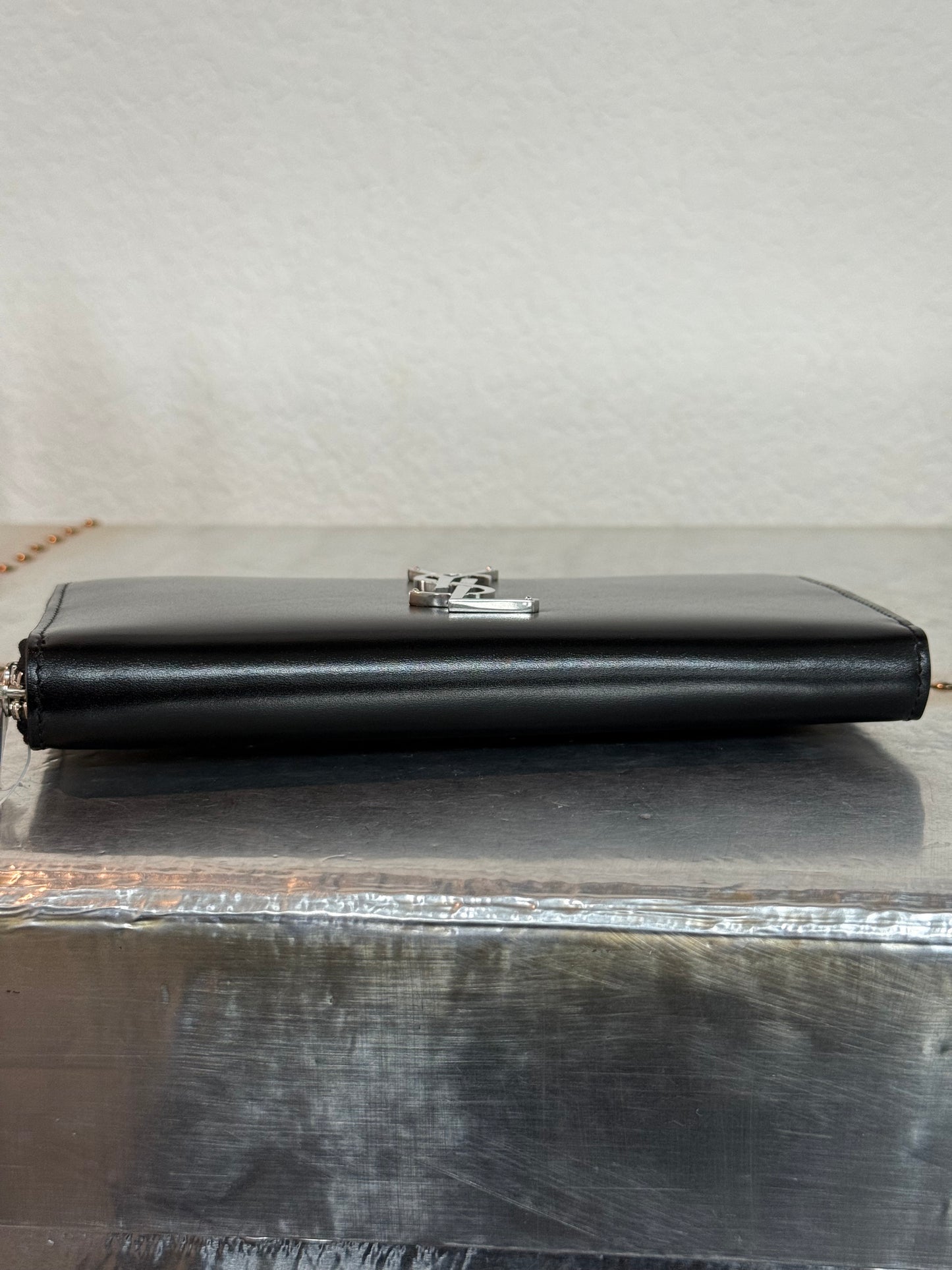 YVES SAINT LAURENT BLACK CASSANDRE ZIP LONG WALLET