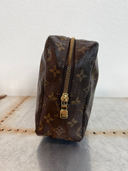 Pre-owned Authentic LOUIS VUITTON Trousse De Toilette 28 Pouch