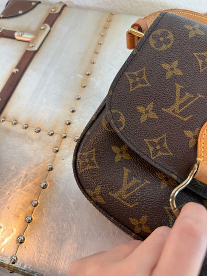 Pre-owned Authentic Louis Vuitton Saint Cloud MM Monogram Crossbody Bag