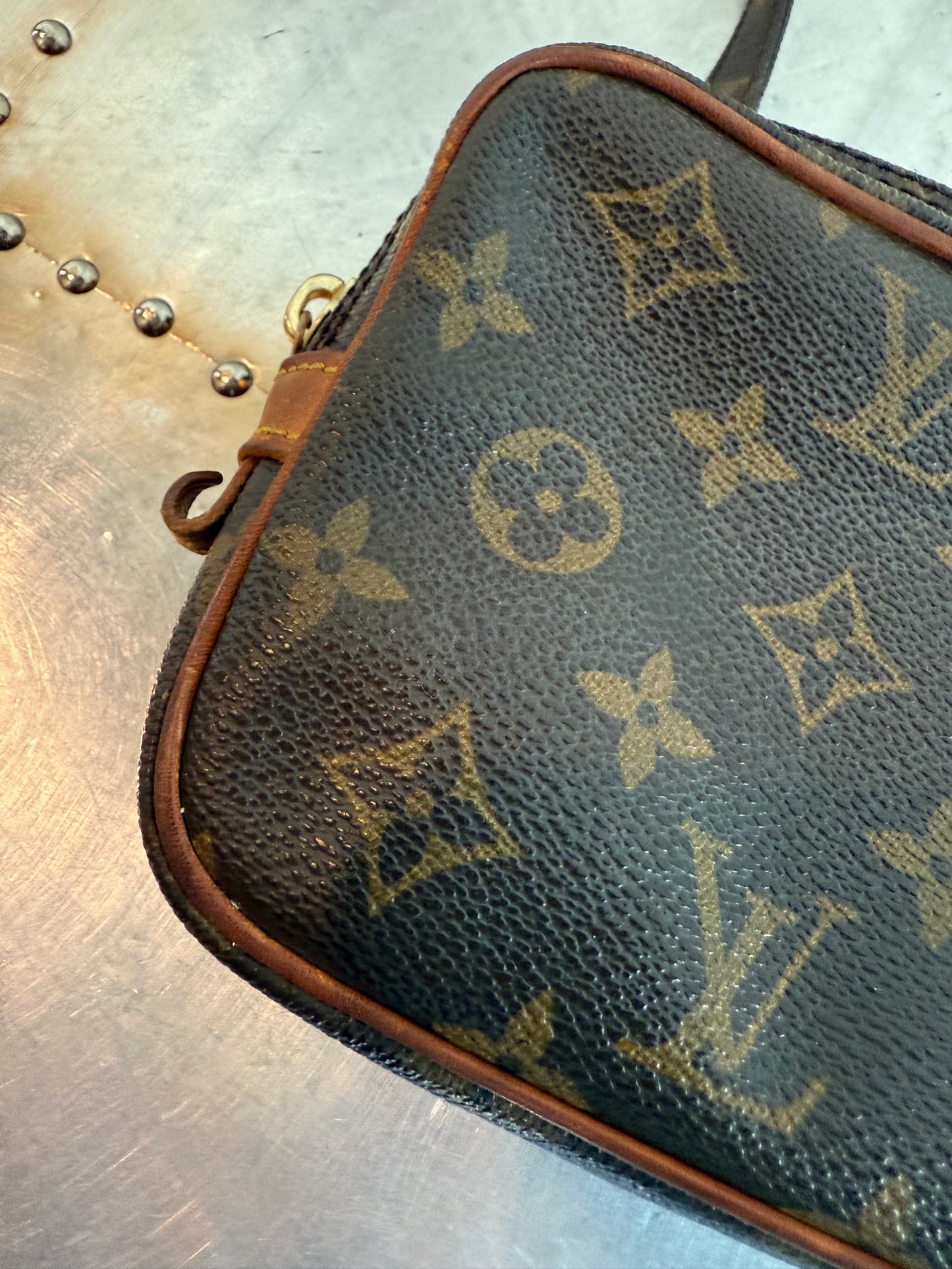 Pre-owned Authentic Louis Vuitton Marly Bandouliere Monogram Crossbody Bag