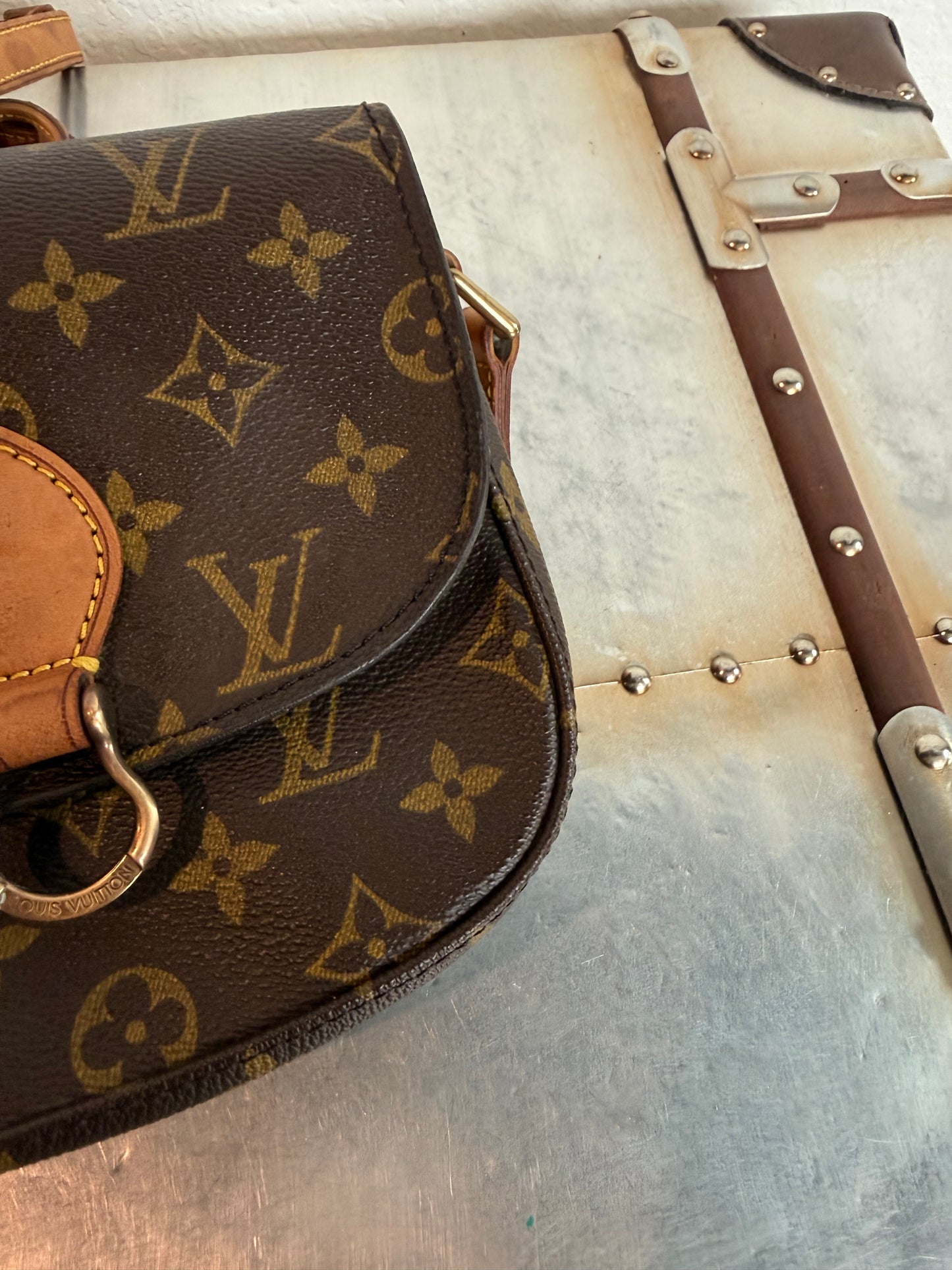 Pre-owned Authentic Louis Vuitton Saint Cloud PM Monogram Crossbody Bag