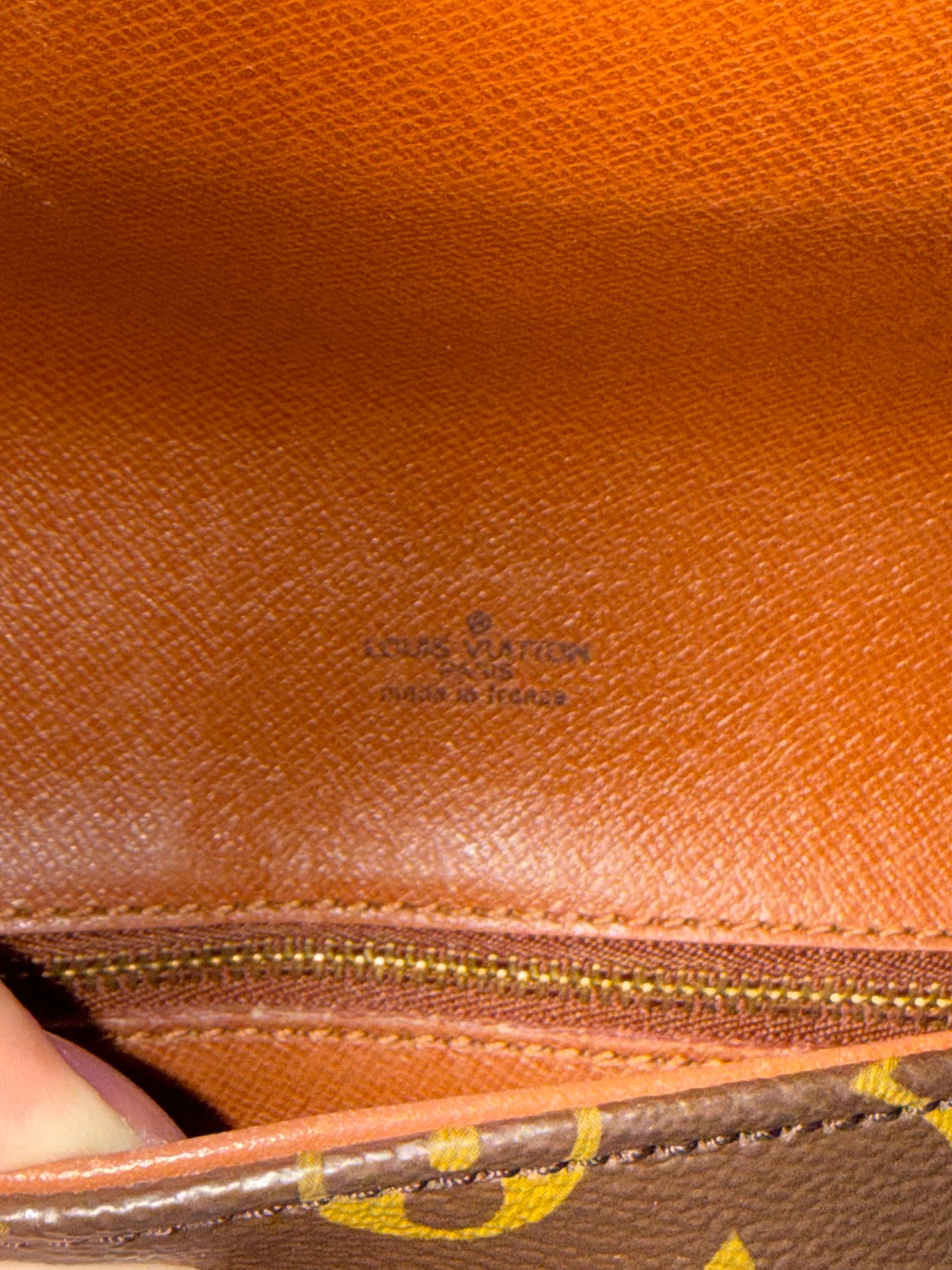 Pre-owned Authentic Louis Vuitton Chantilly PM Monogram Crossbody Bag