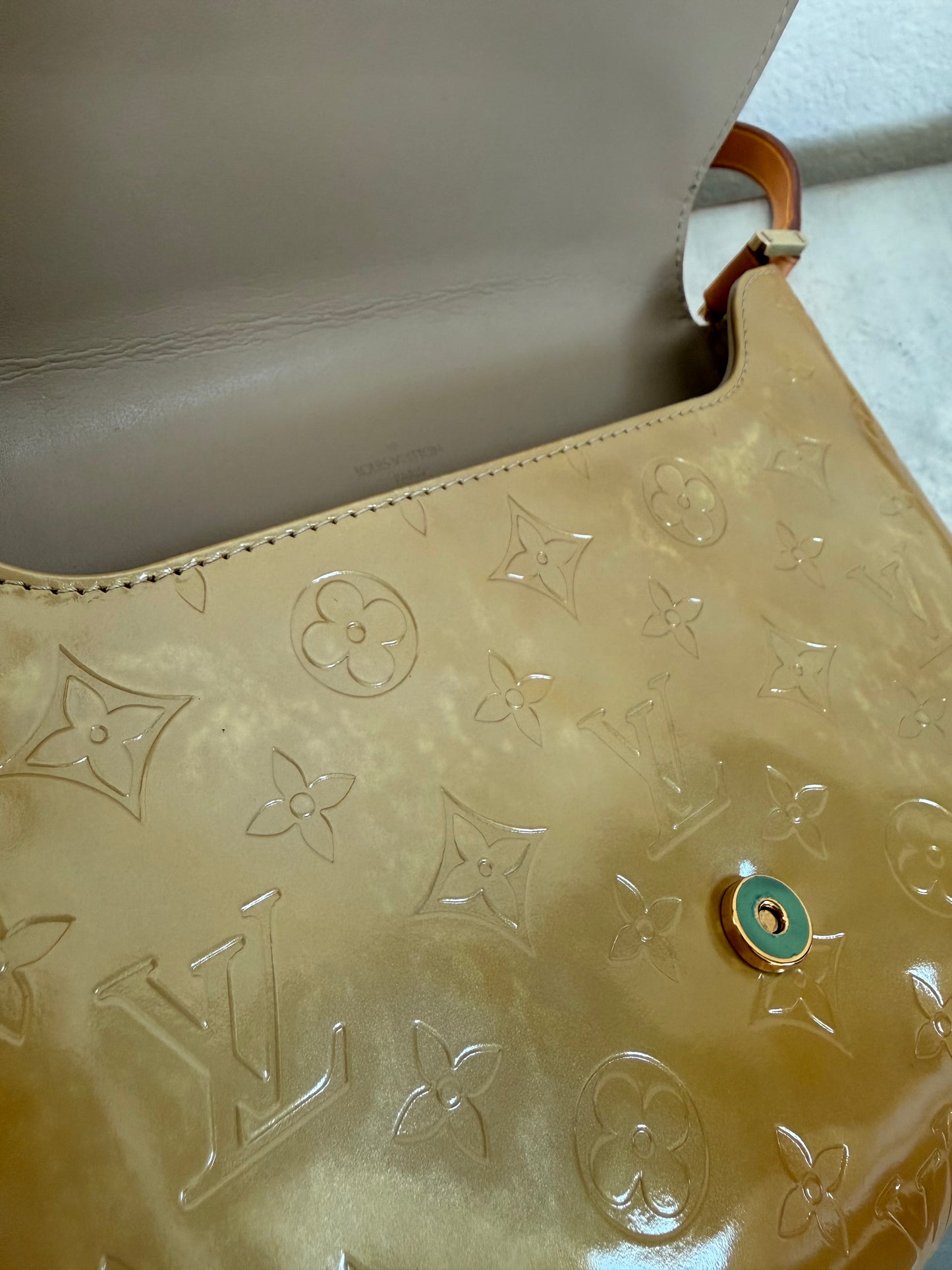 Pre-owned Authentic Louis Vuitton Vernis Thompson Street Shoulder Bag